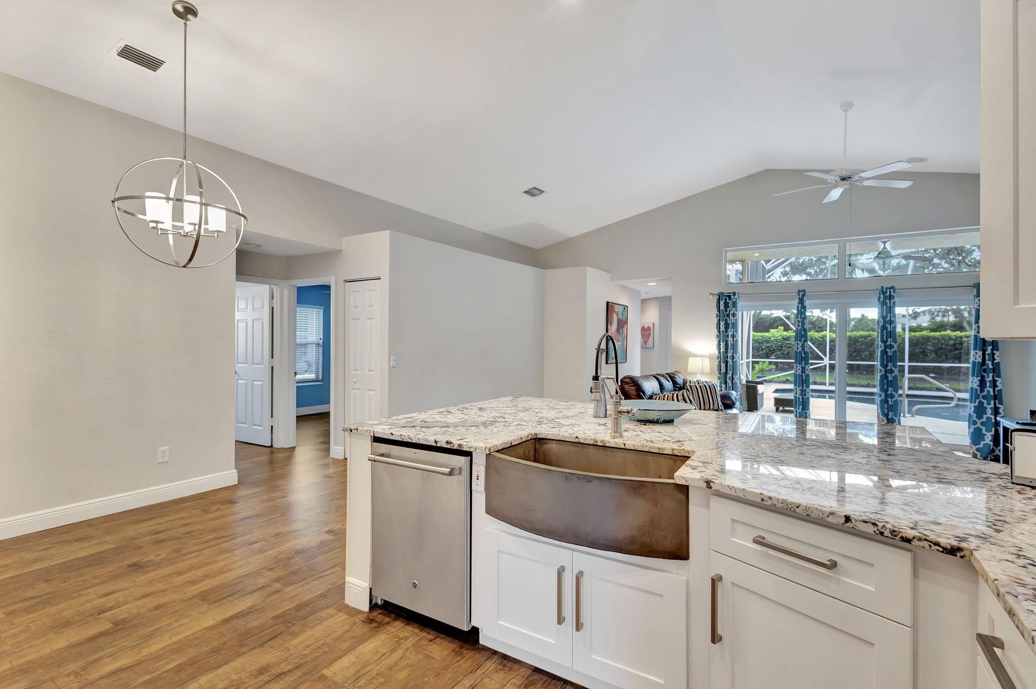 4174 Bahia Isle Circle