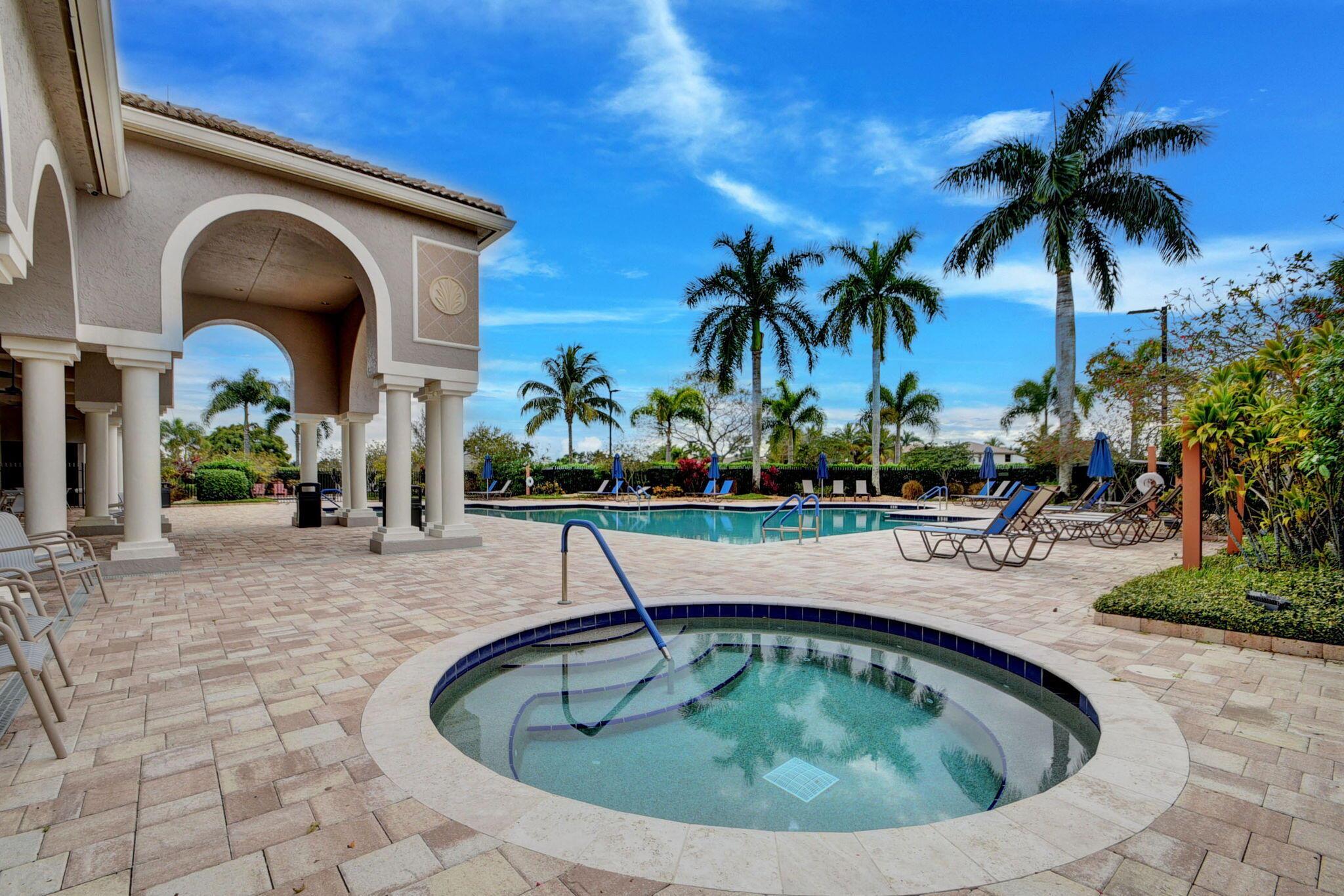 4174 Bahia Isle Circle