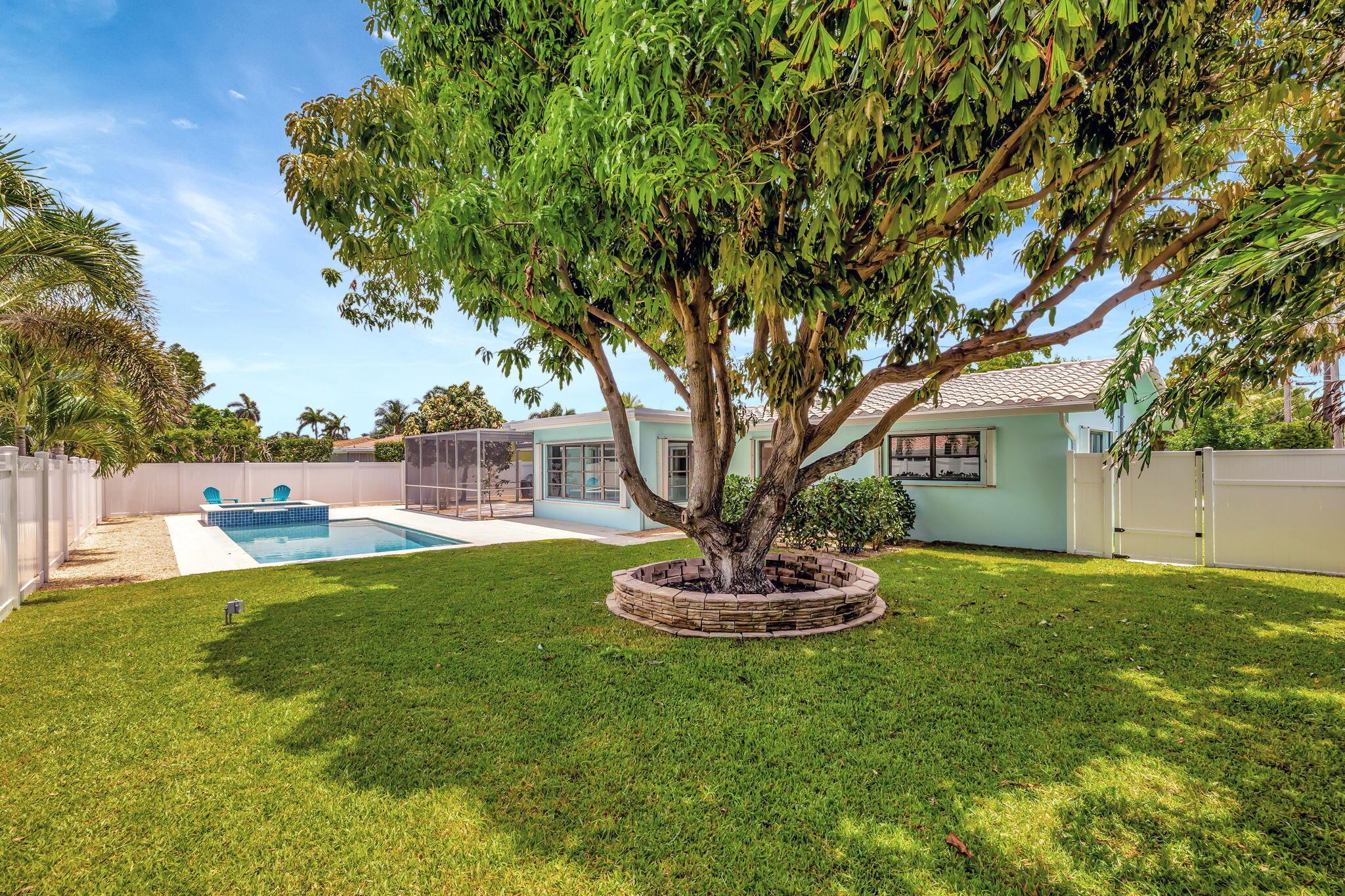 1233 SE 12th Terrace