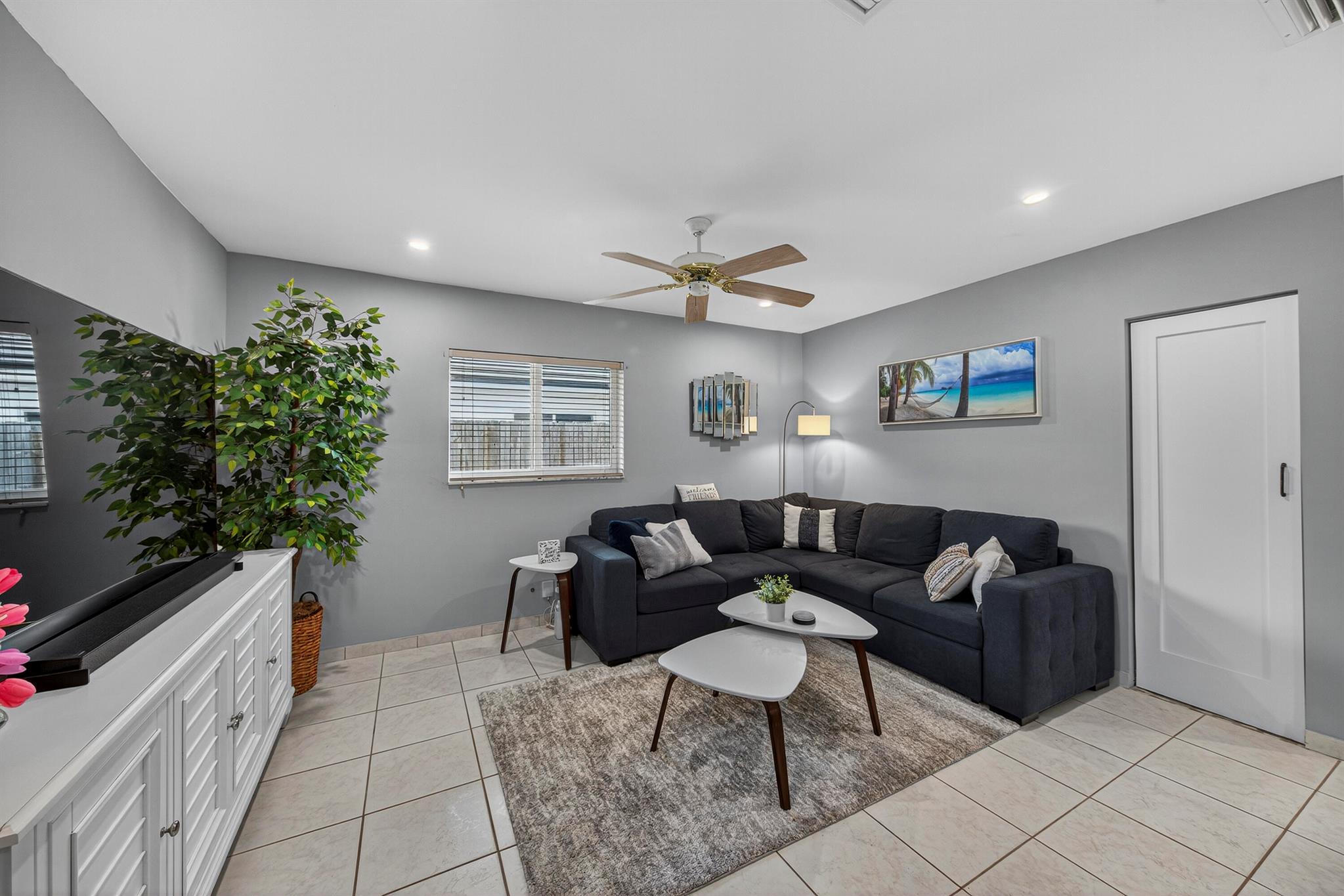 555 NW 15th Avenue