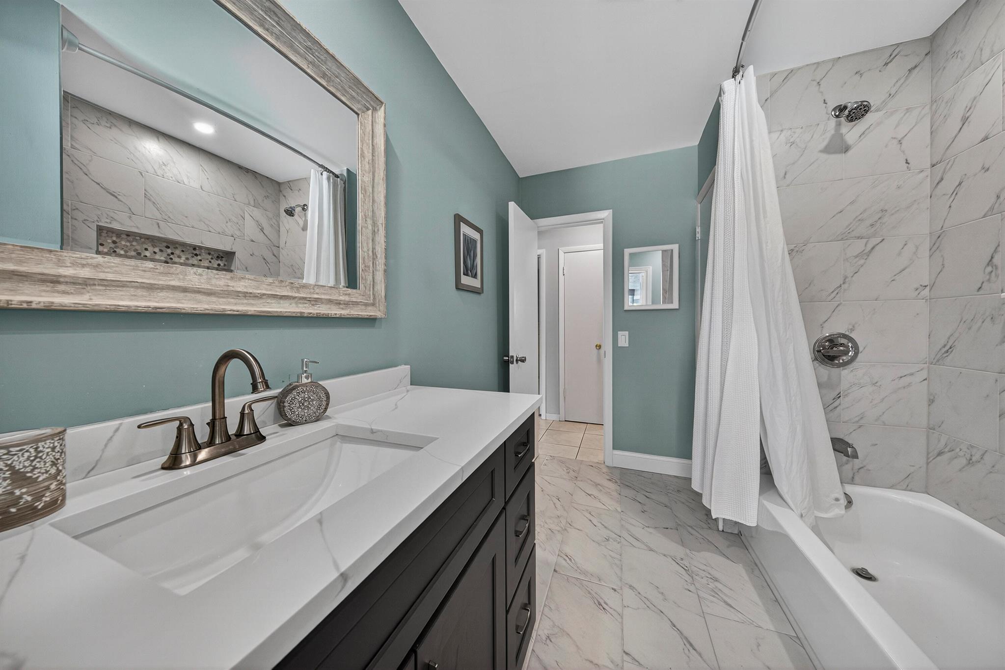 555 NW 15th Avenue