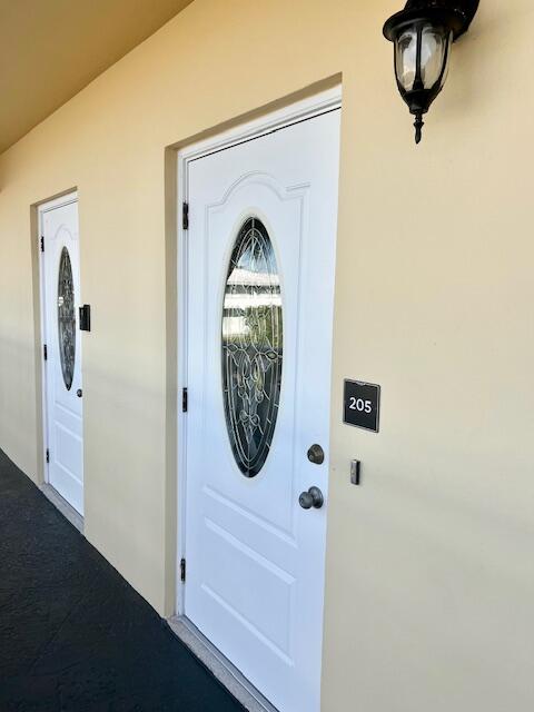 230 N Federal Highway 205