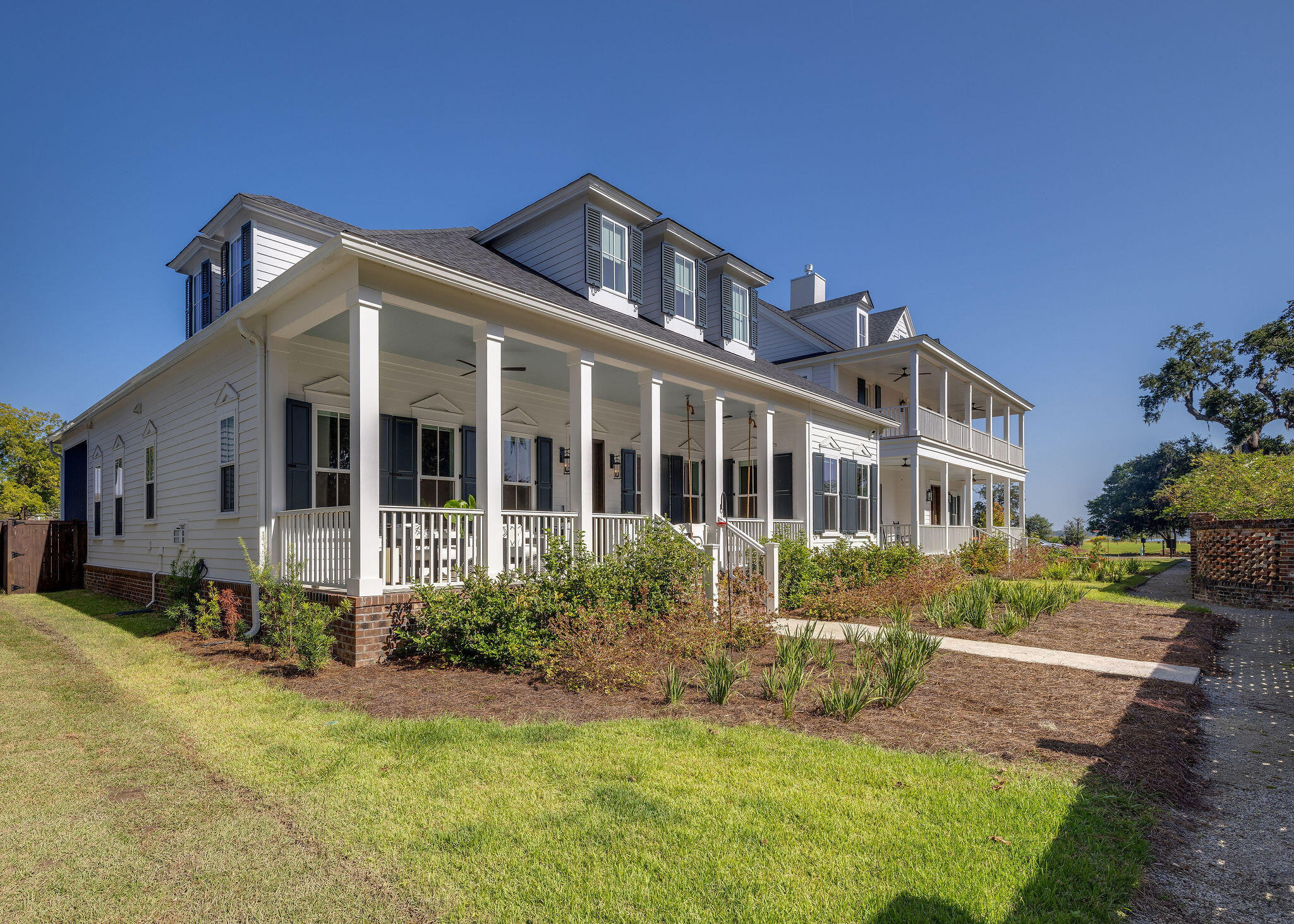 2012 Ironstone Alley