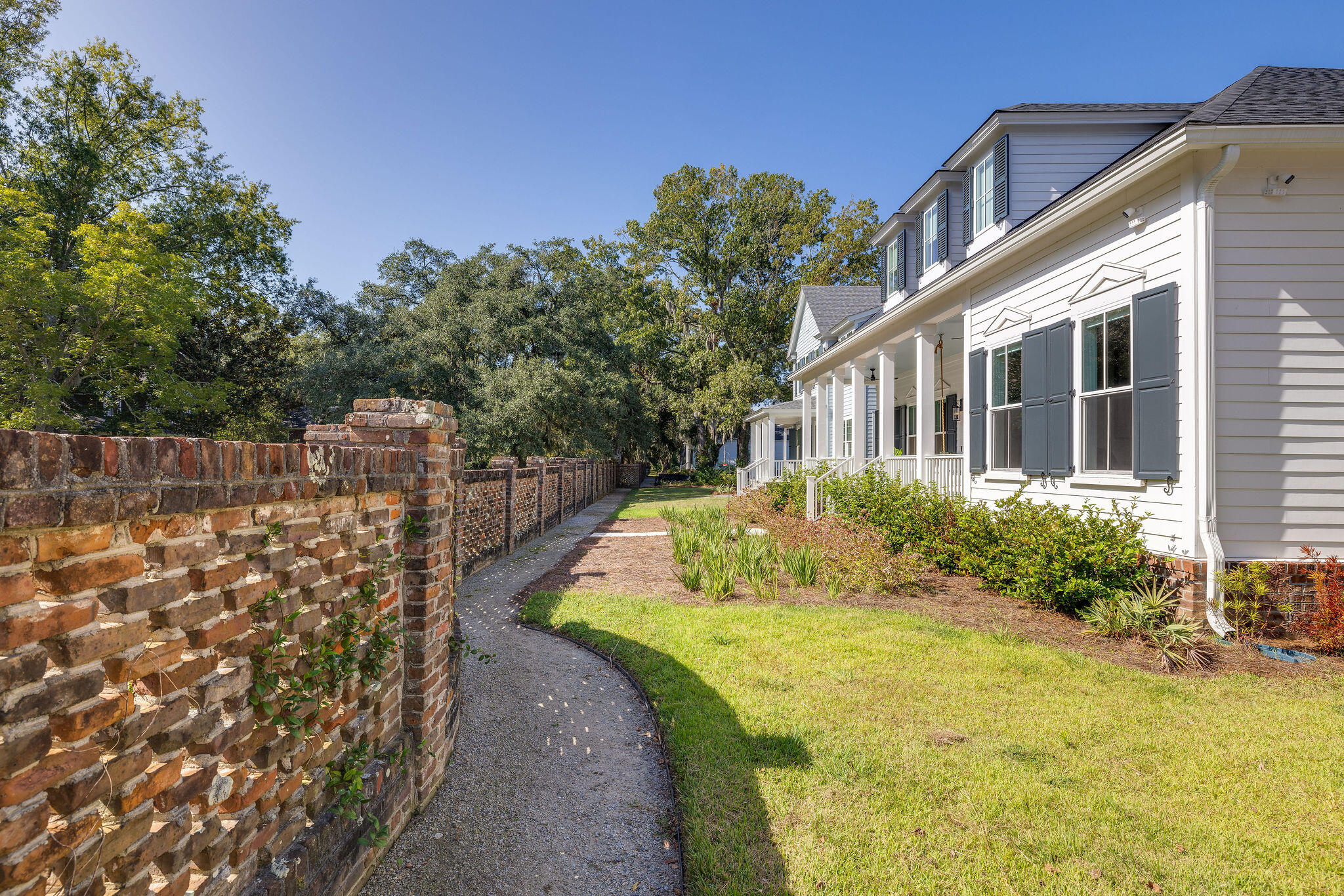 2012 Ironstone Alley