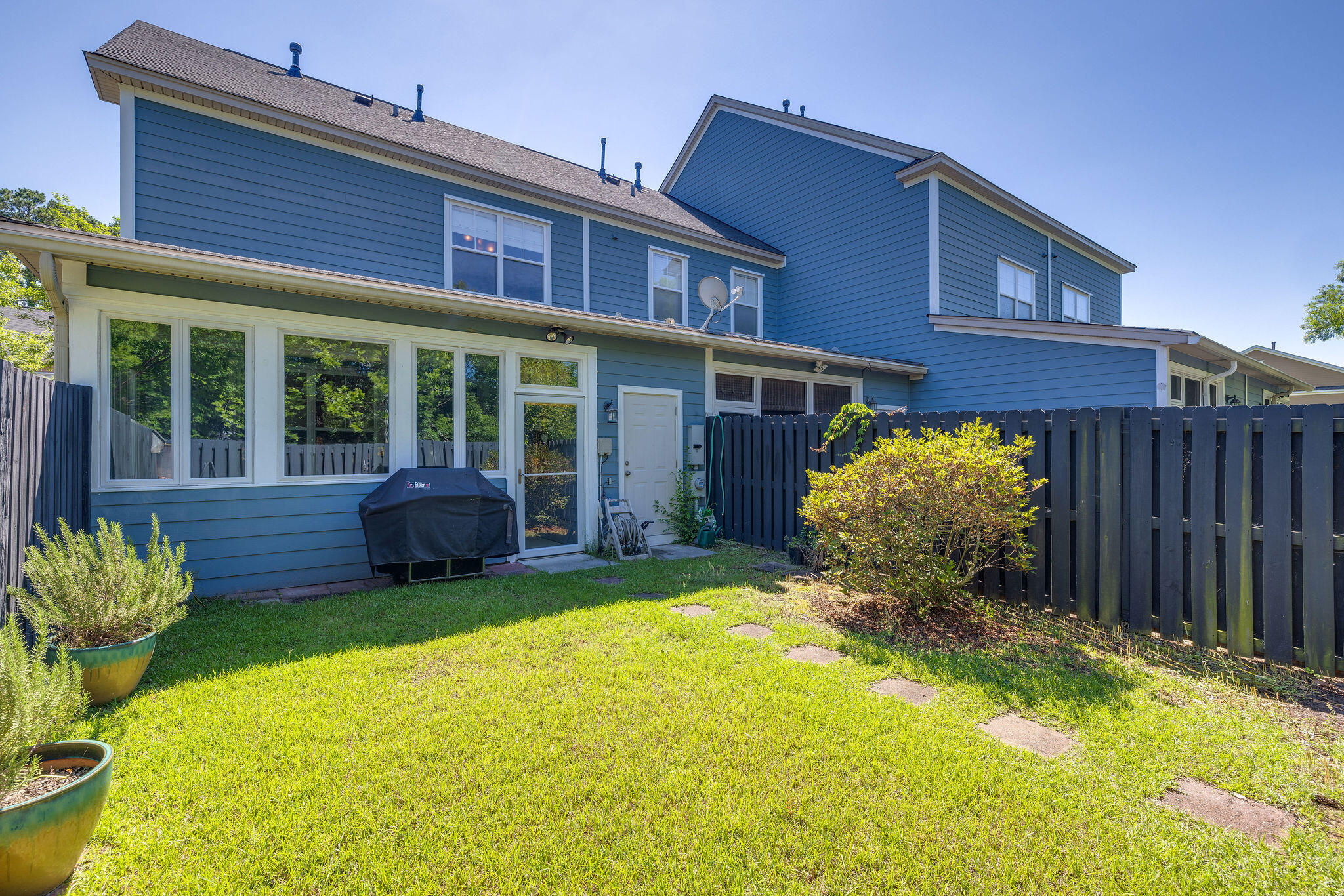 2449 Kings Gate Lane