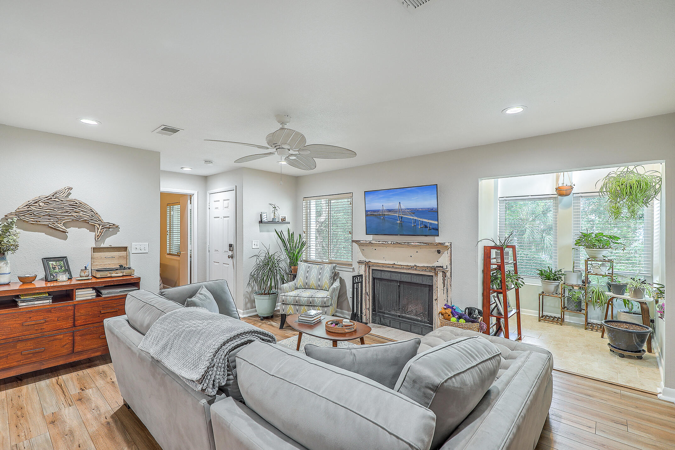 266 Alexandra Drive # 15