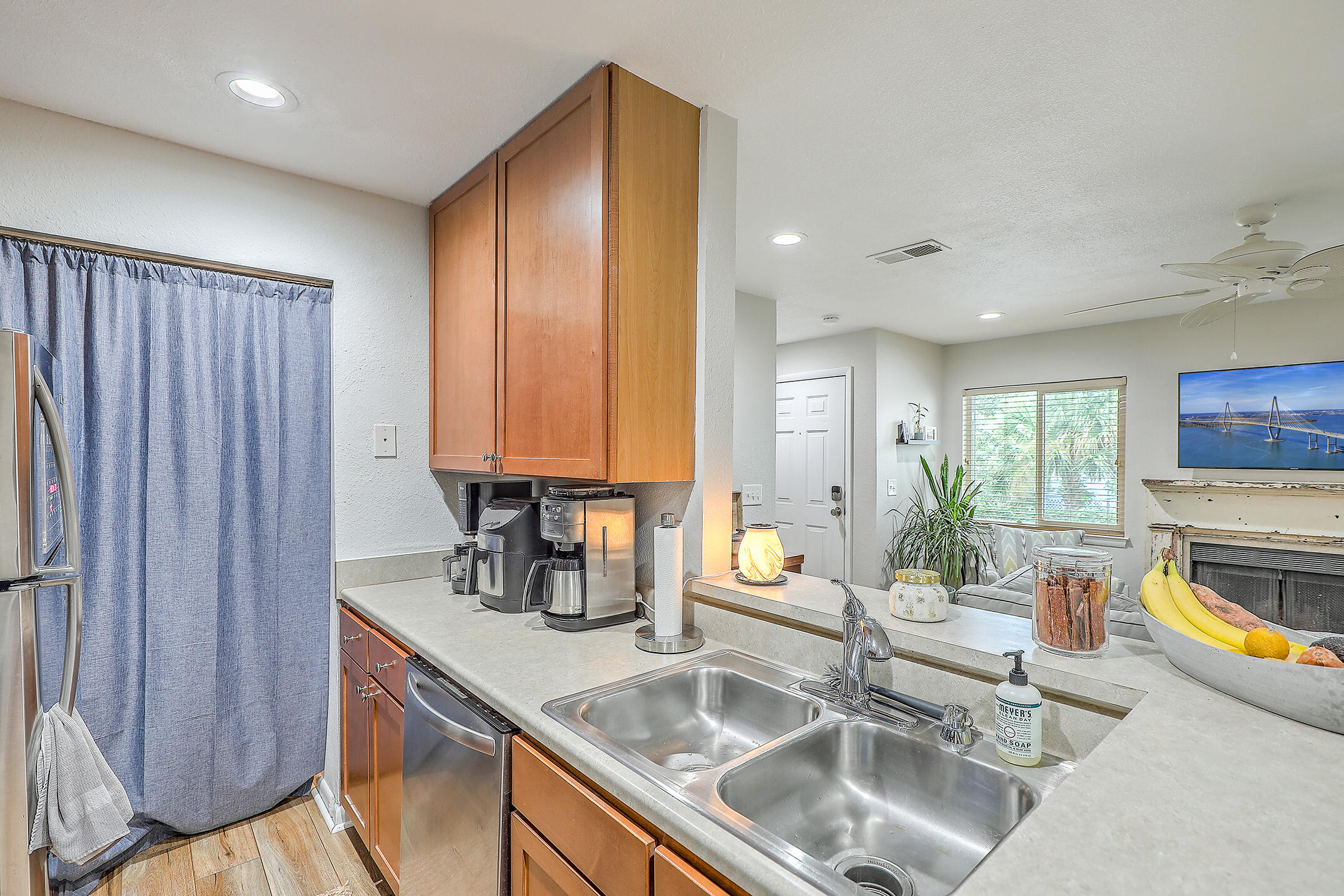 266 Alexandra Drive # 15
