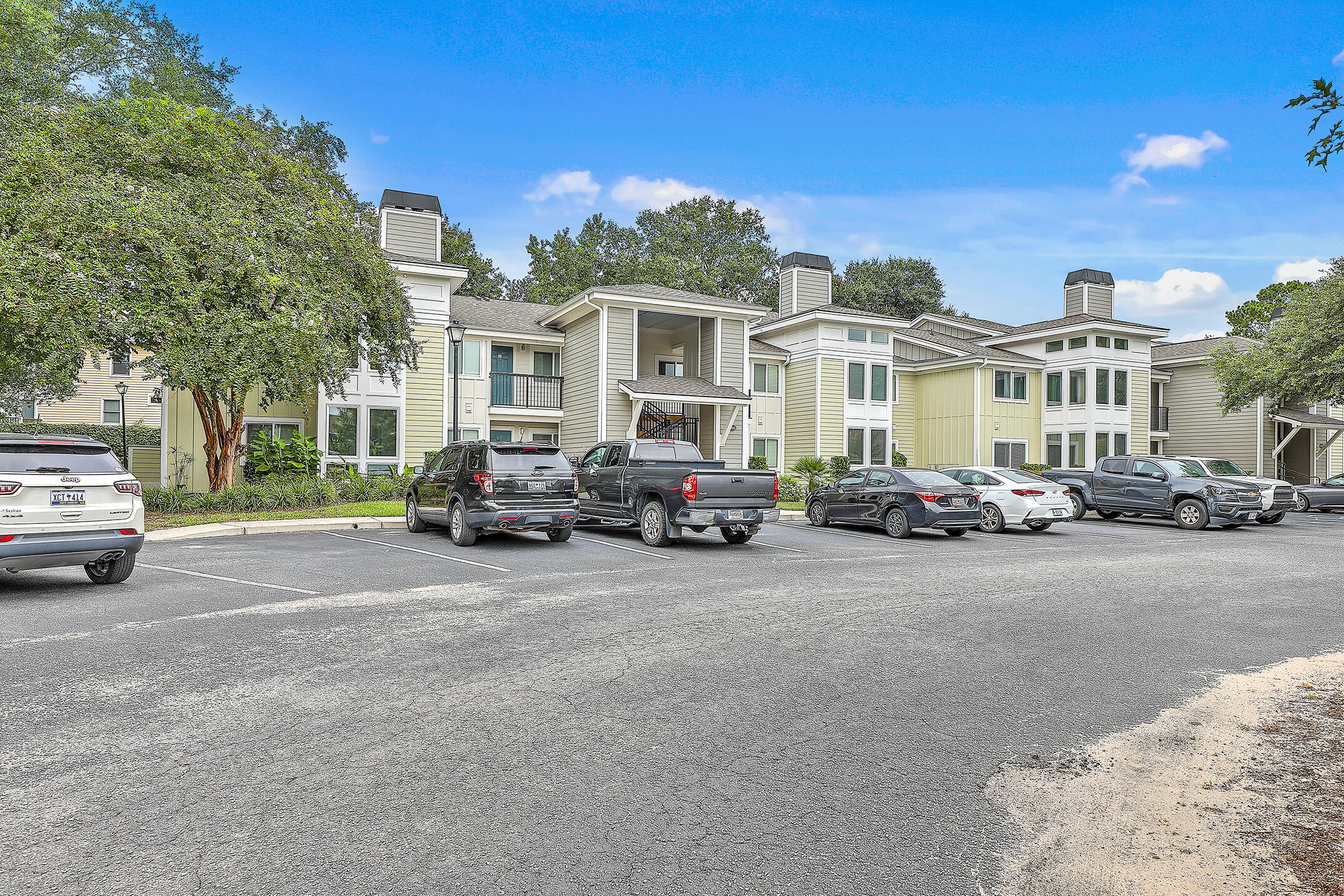 266 Alexandra Drive # 15
