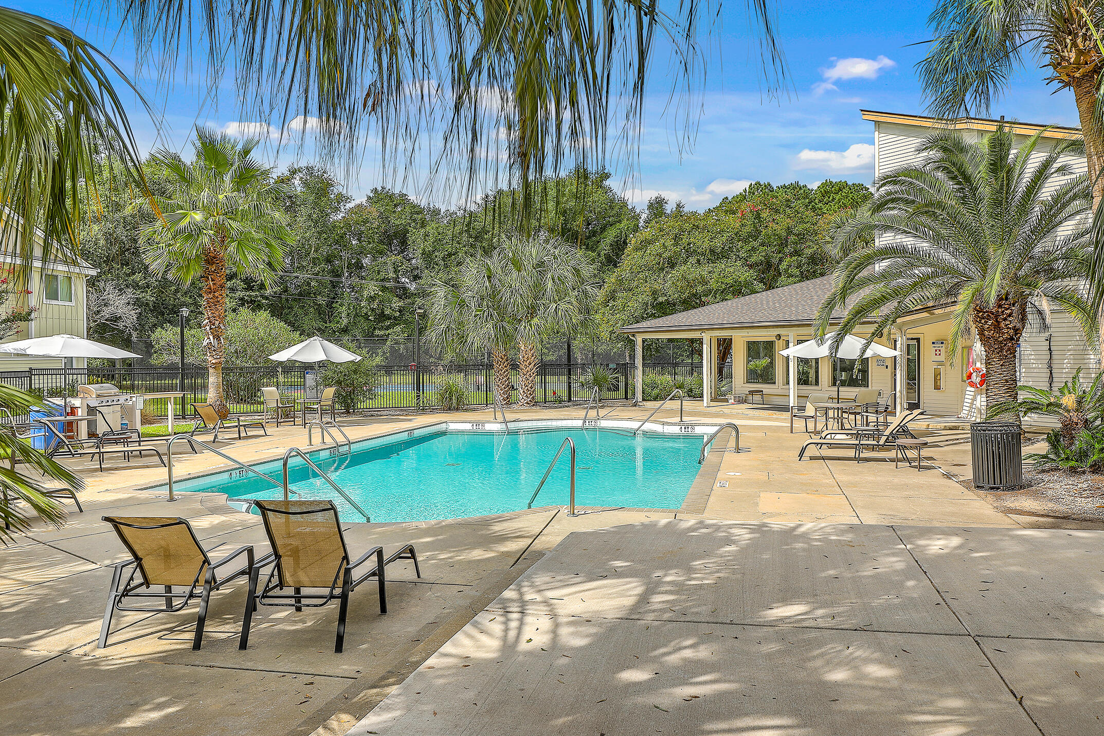 266 Alexandra Drive # 15