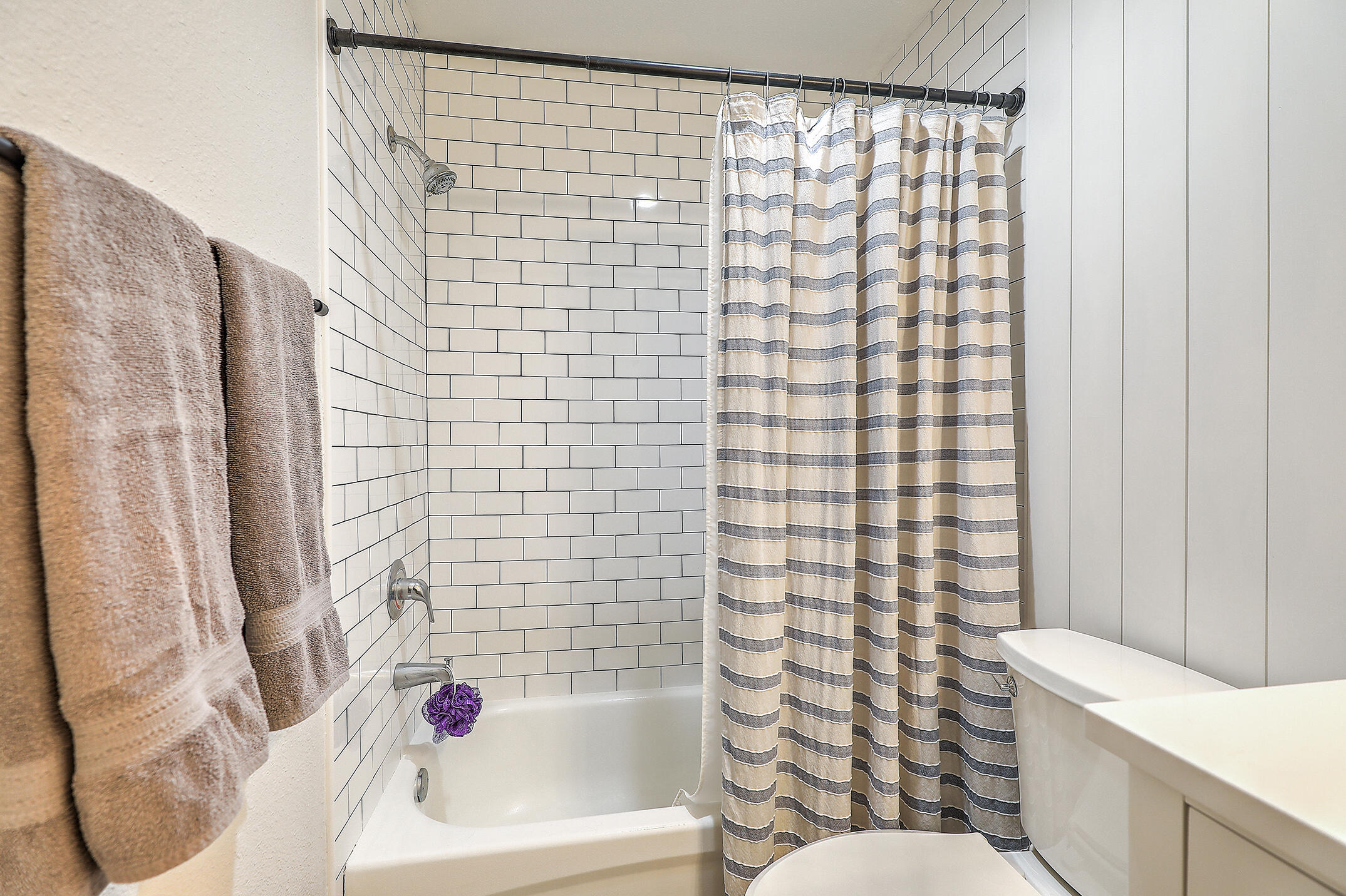 266 Alexandra Drive # 15