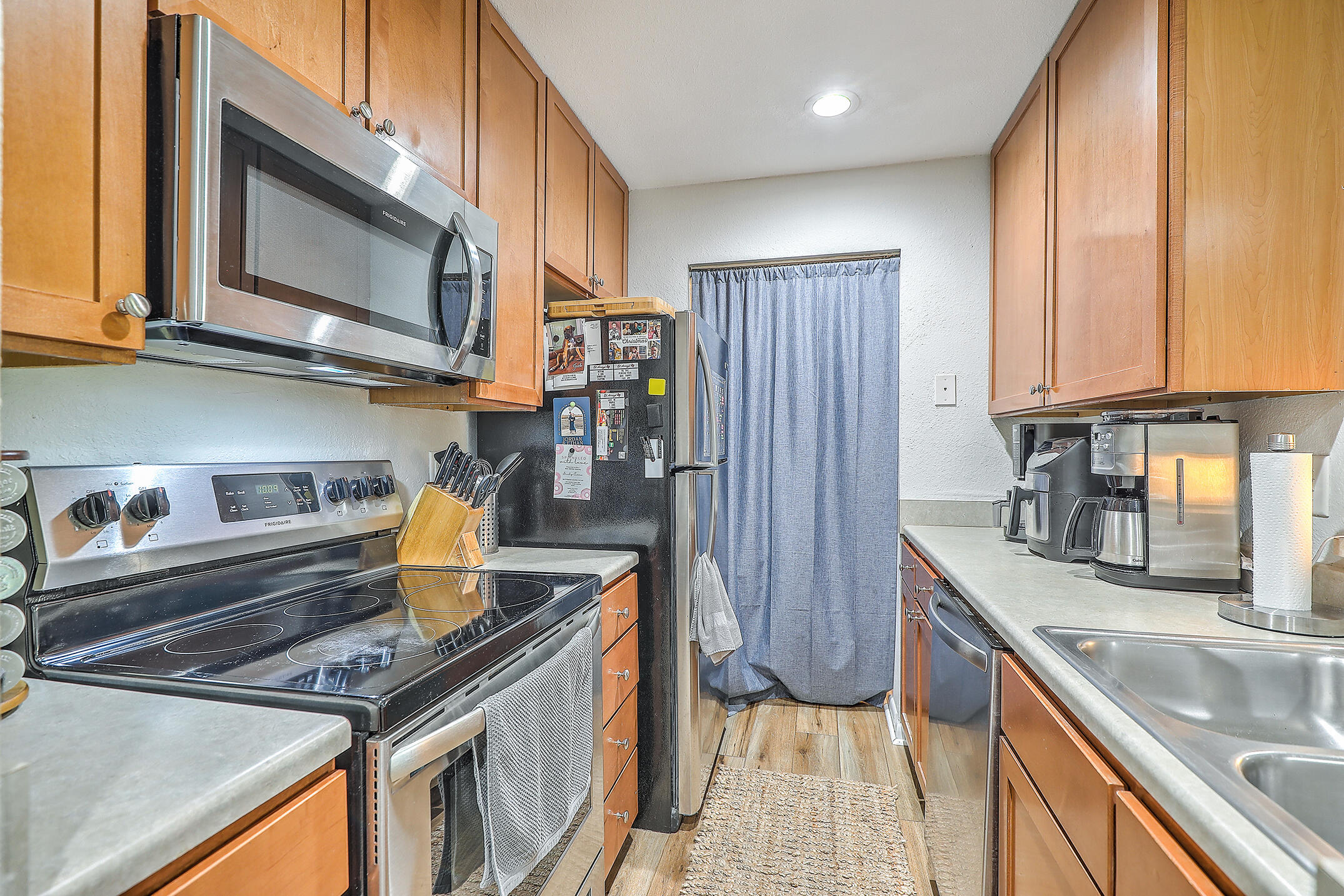 266 Alexandra Drive # 15