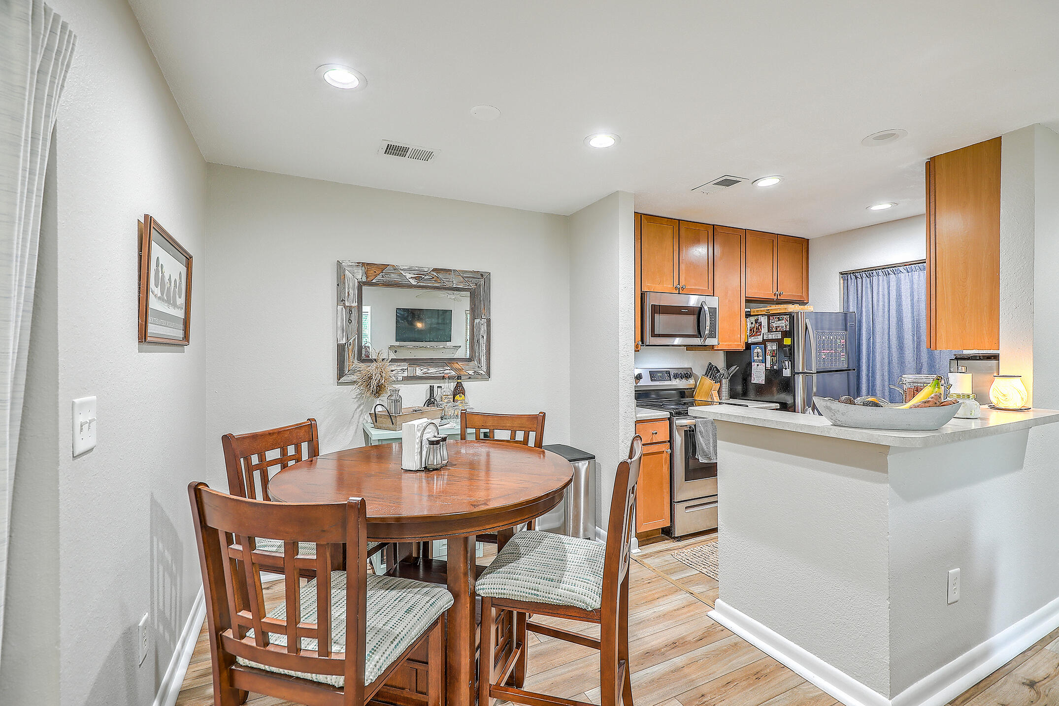 266 Alexandra Drive # 15
