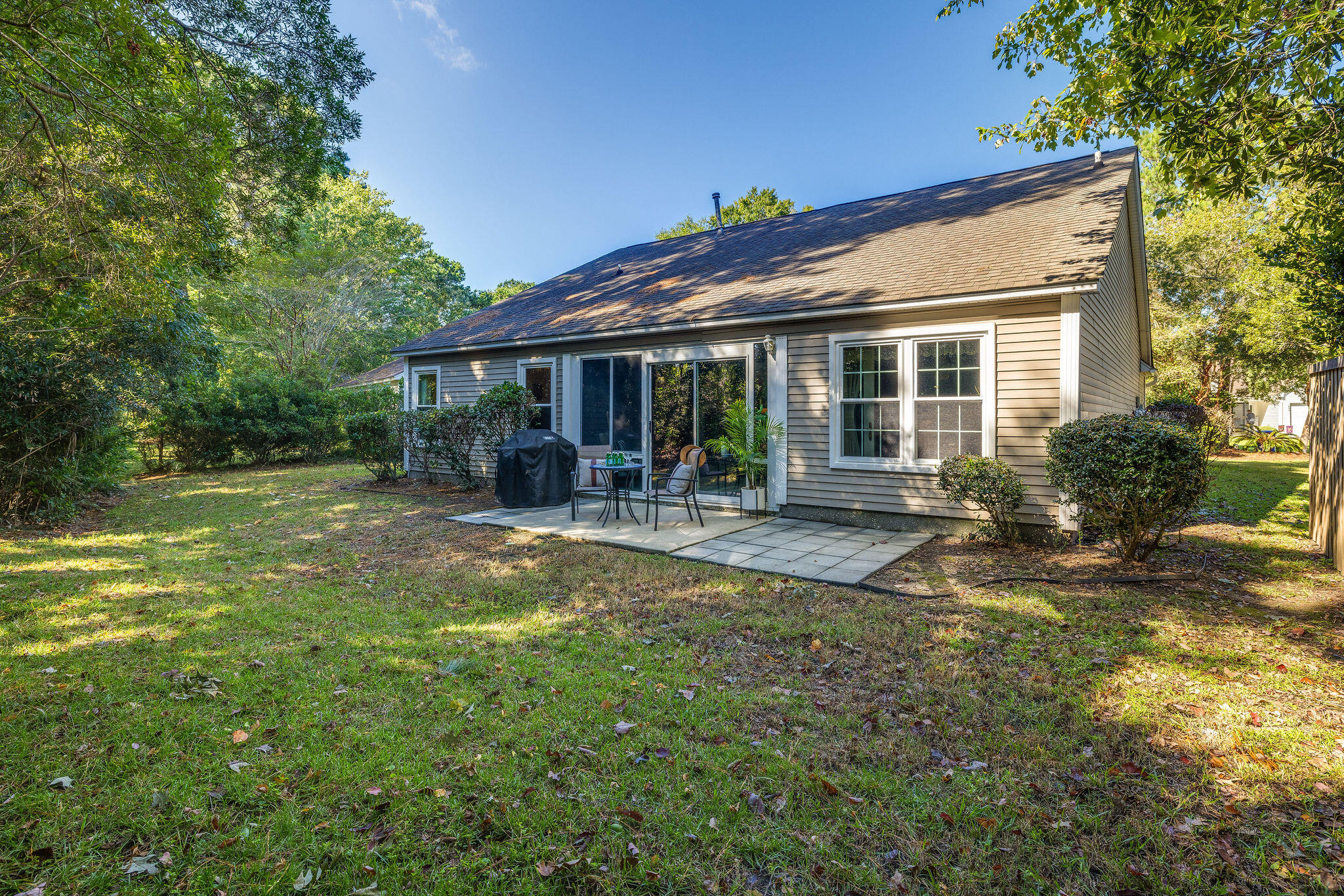 1484 Wellesley Circle