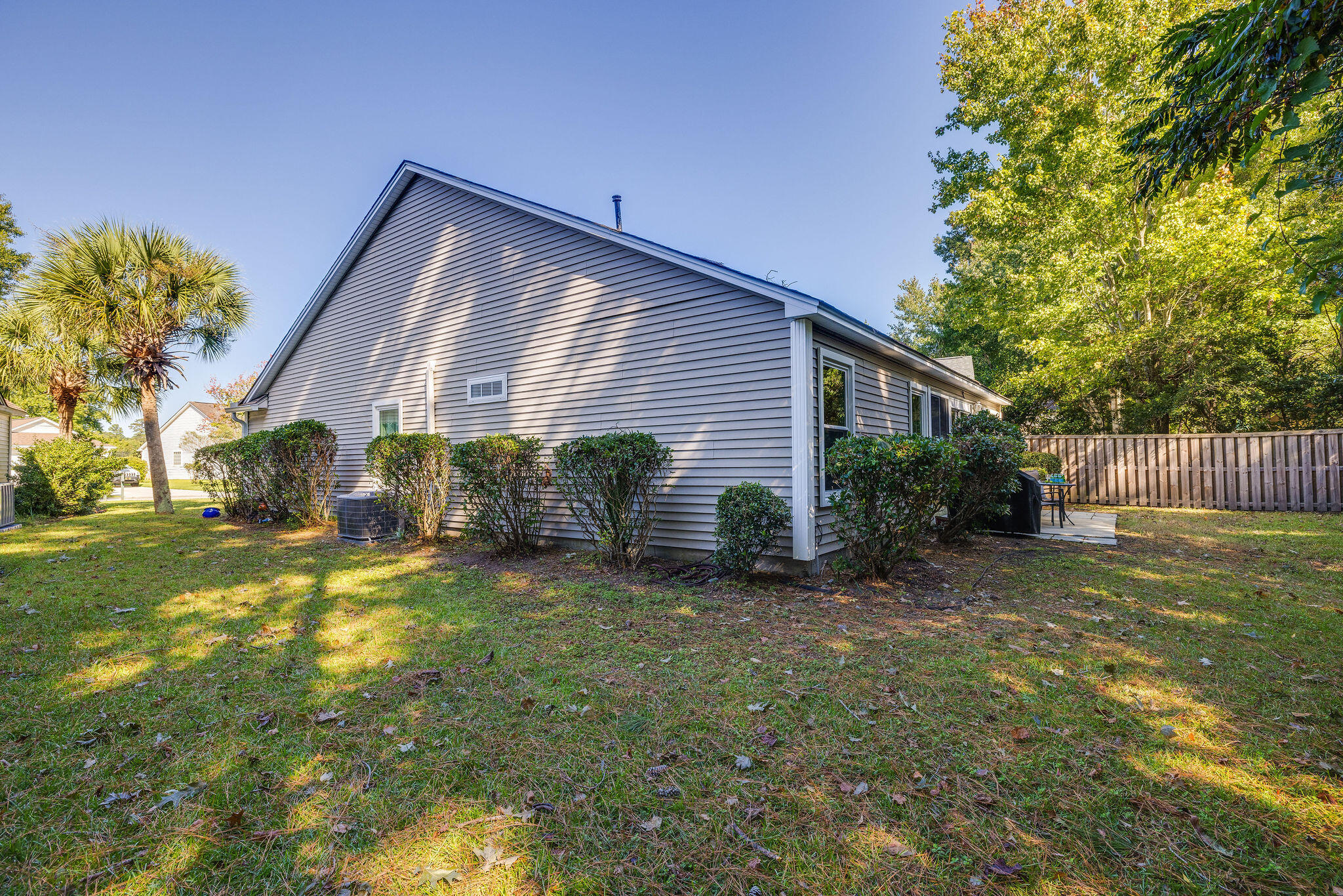 1484 Wellesley Circle