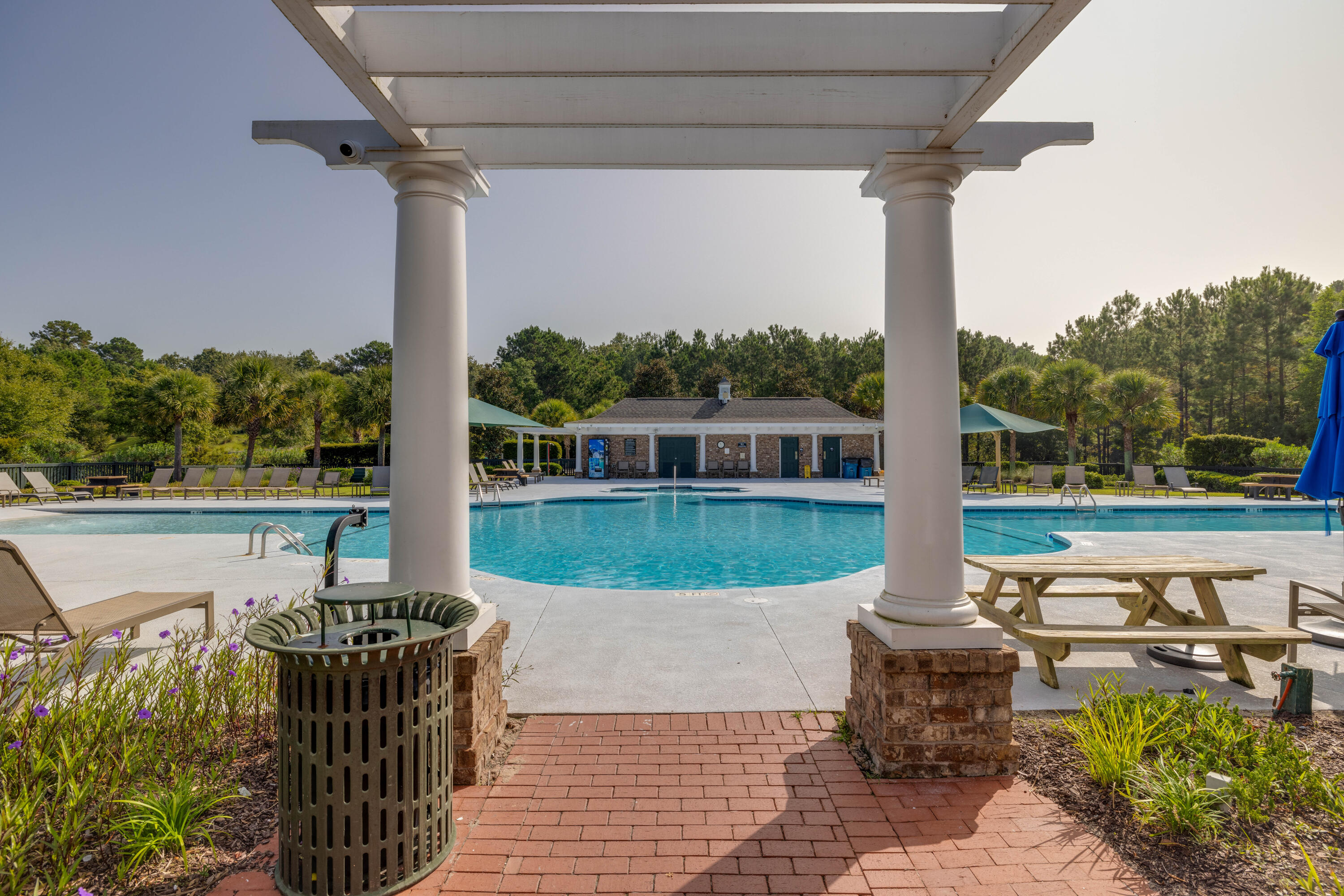 1484 Wellesley Circle