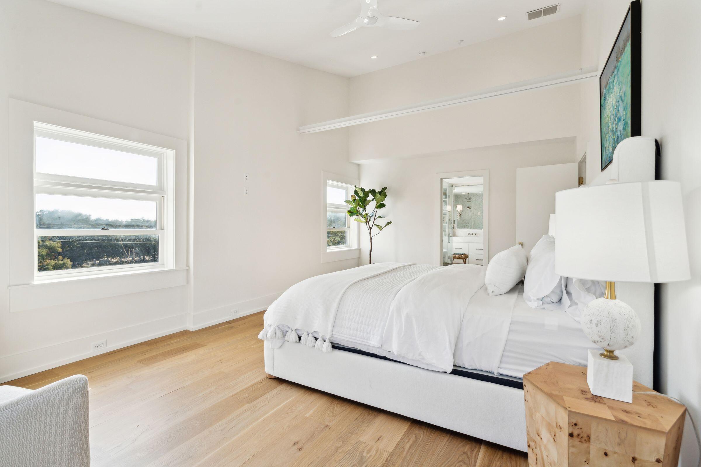 3 Chisolm Street # 402