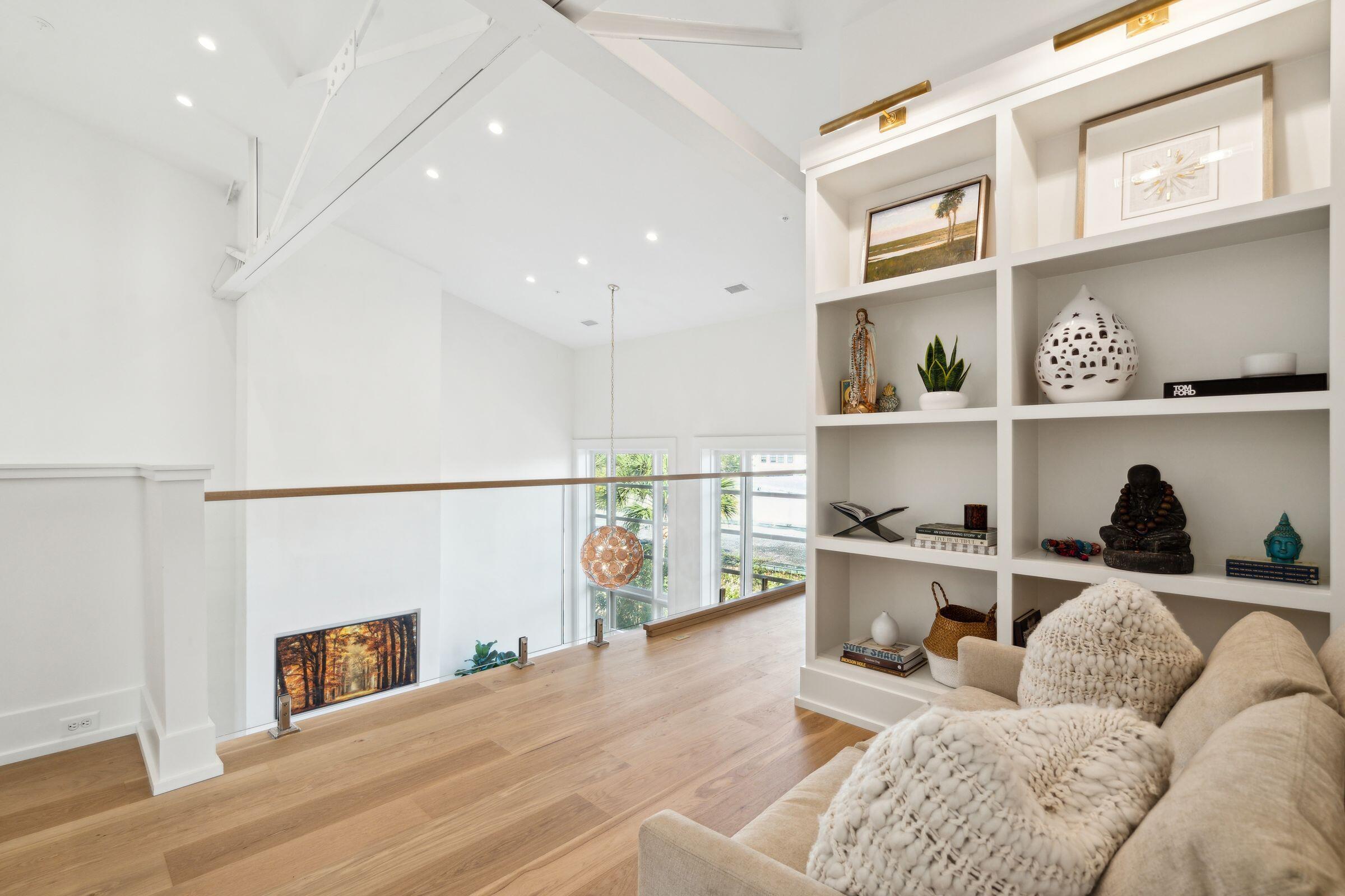 3 Chisolm Street # 402