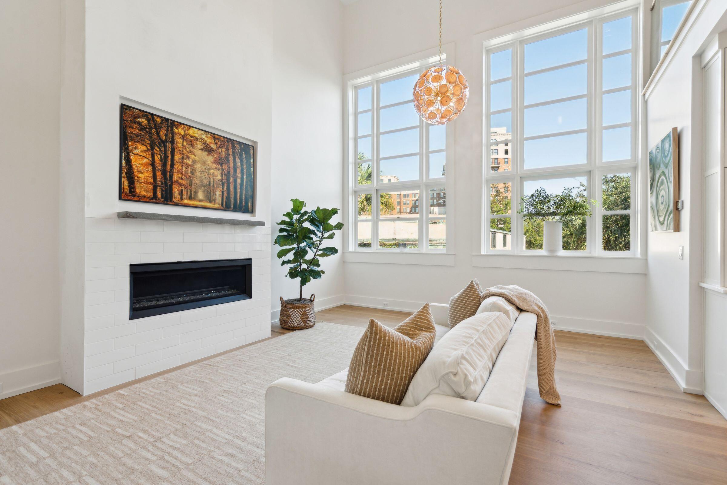 3 Chisolm Street # 402