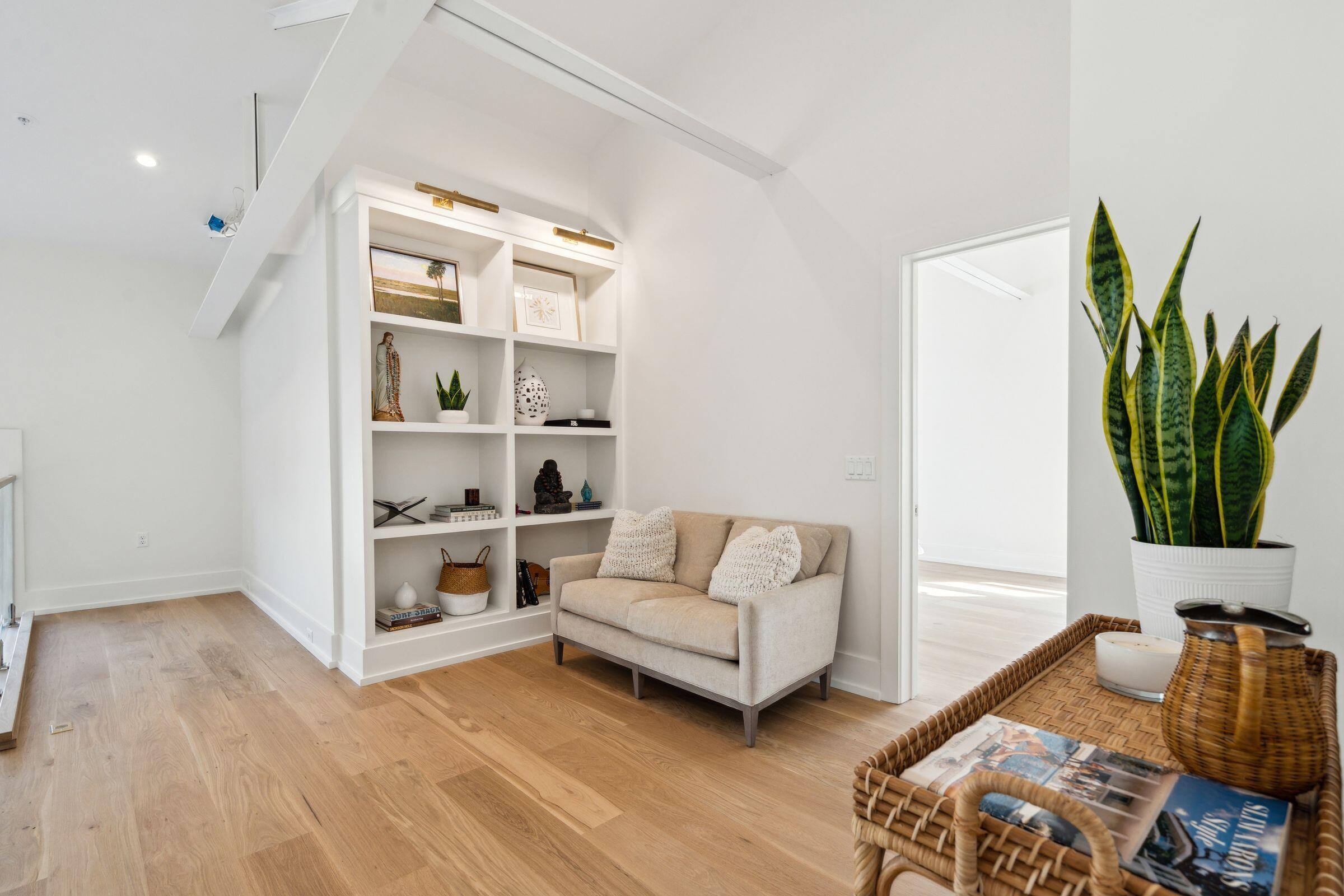 3 Chisolm Street # 402