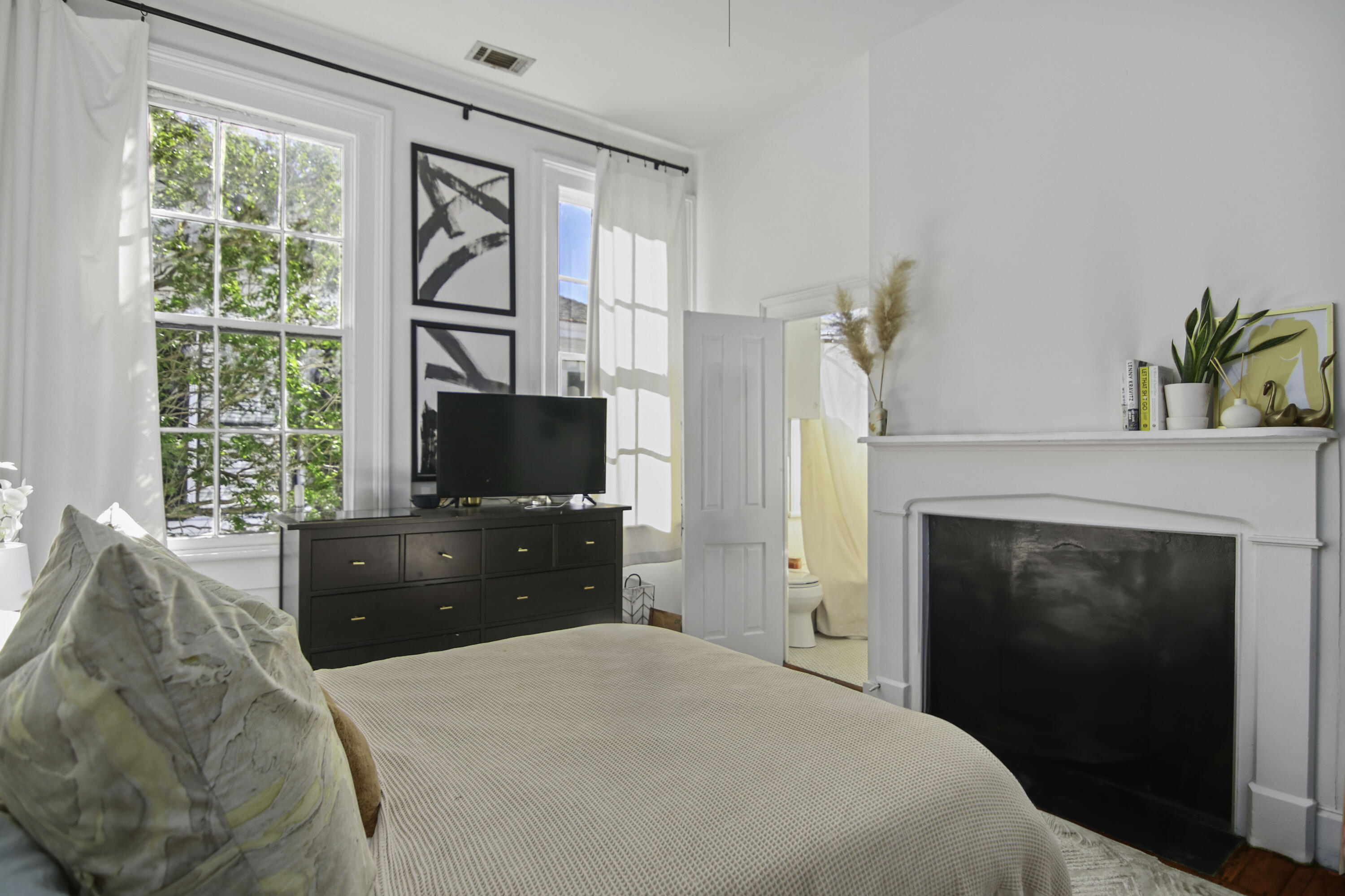 162 Broad Street # B