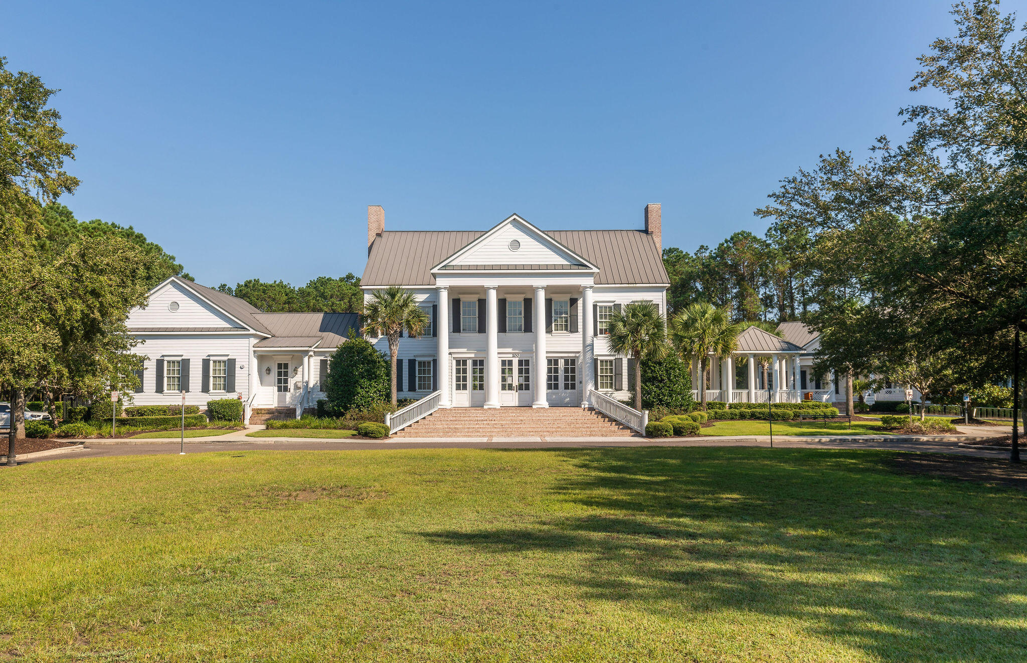 3168 Treadwell Street