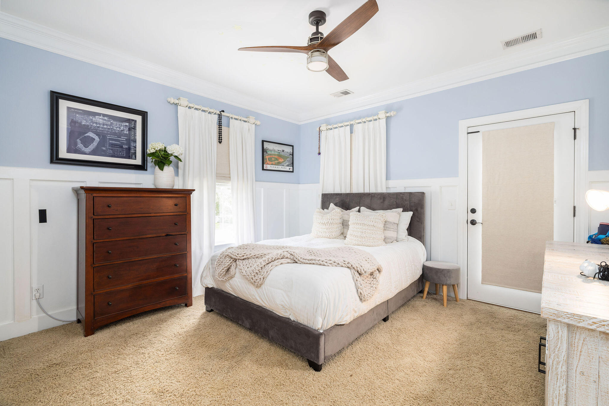 3168 Treadwell Street