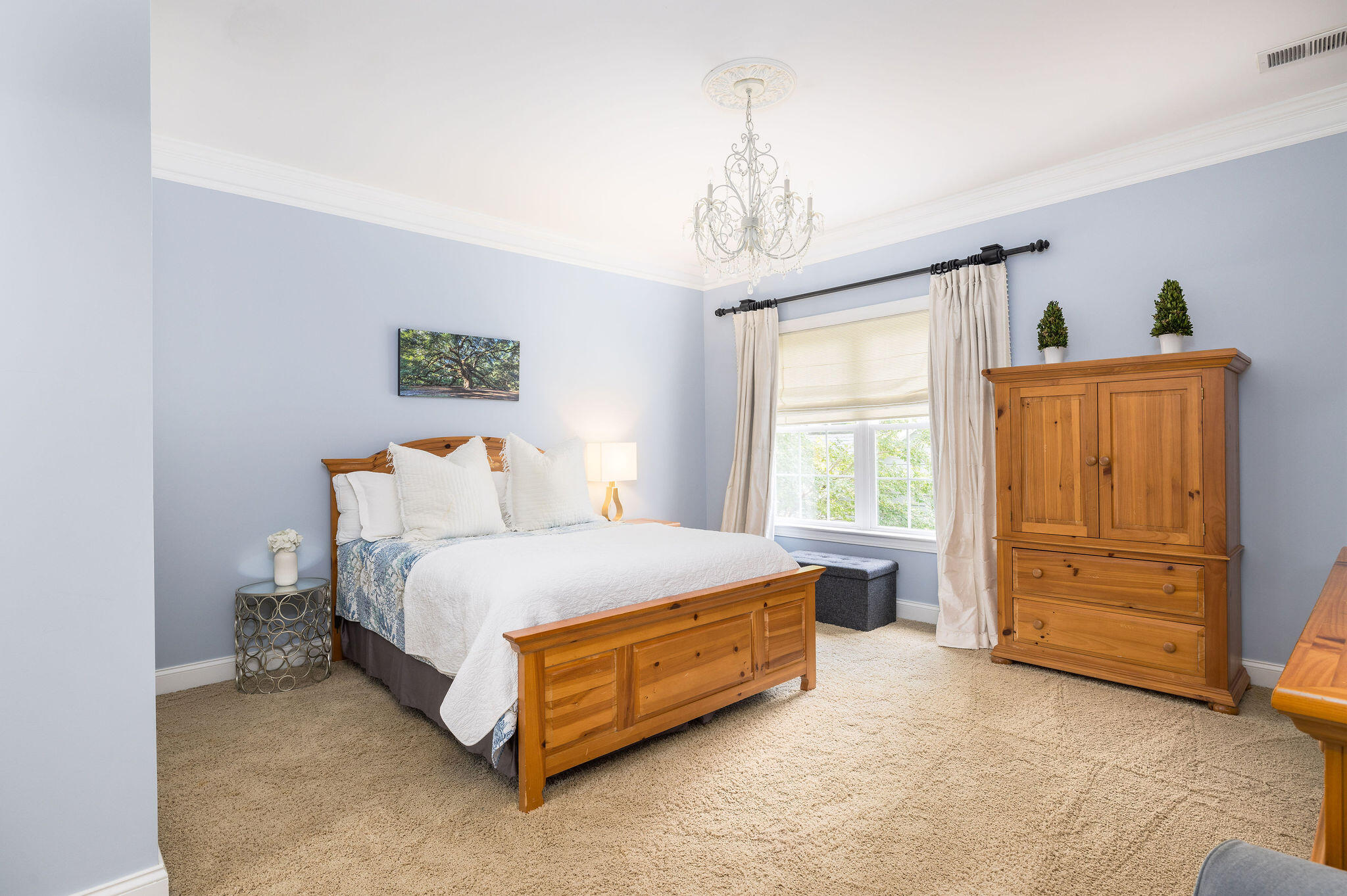 3168 Treadwell Street