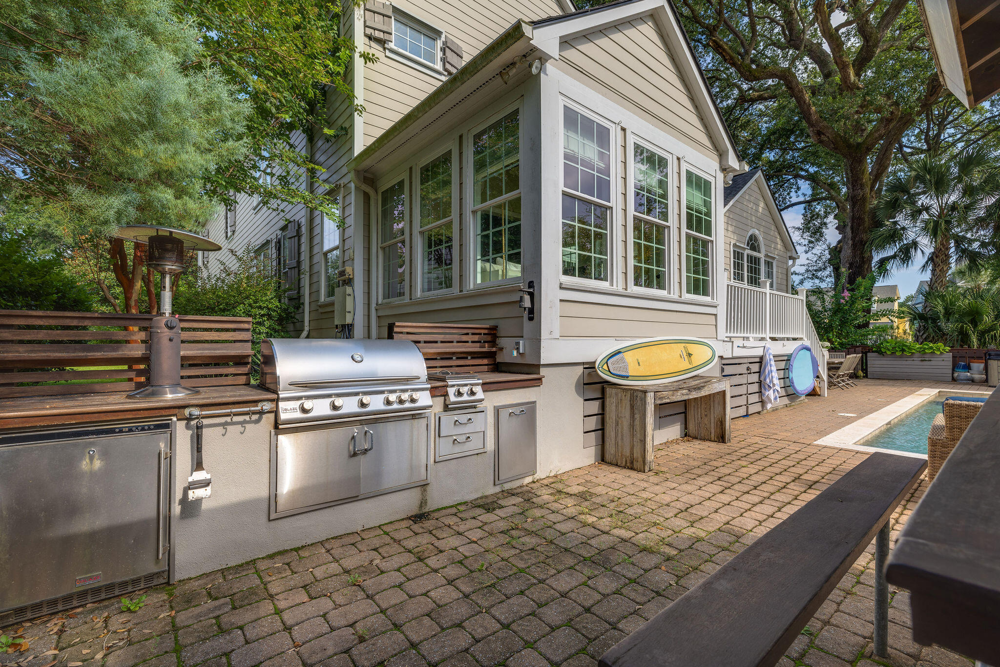 3168 Treadwell Street