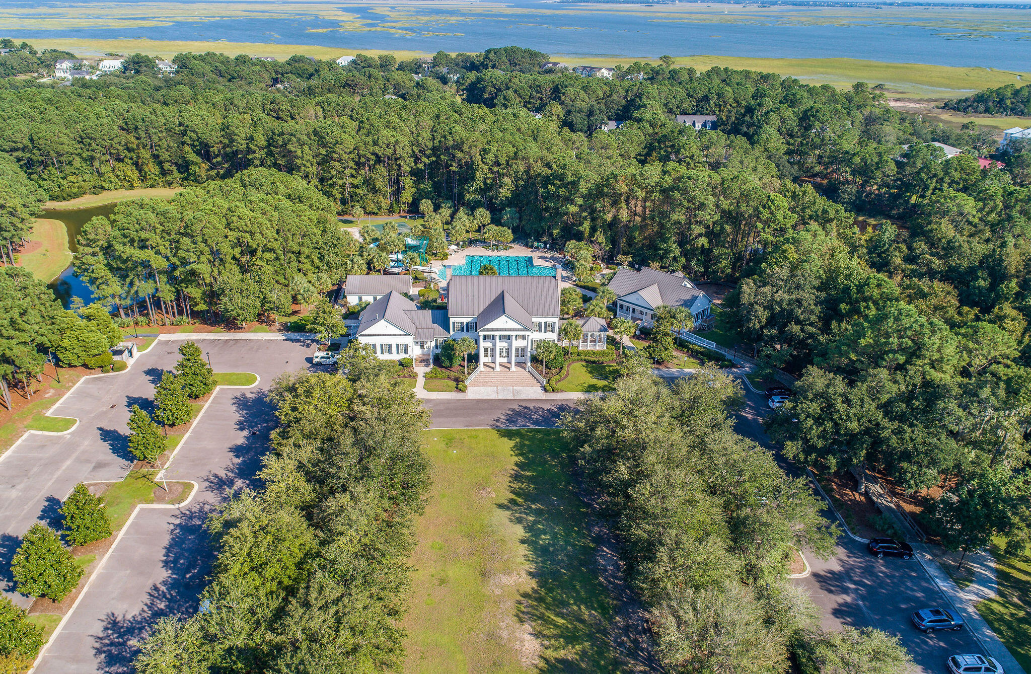 3168 Treadwell Street