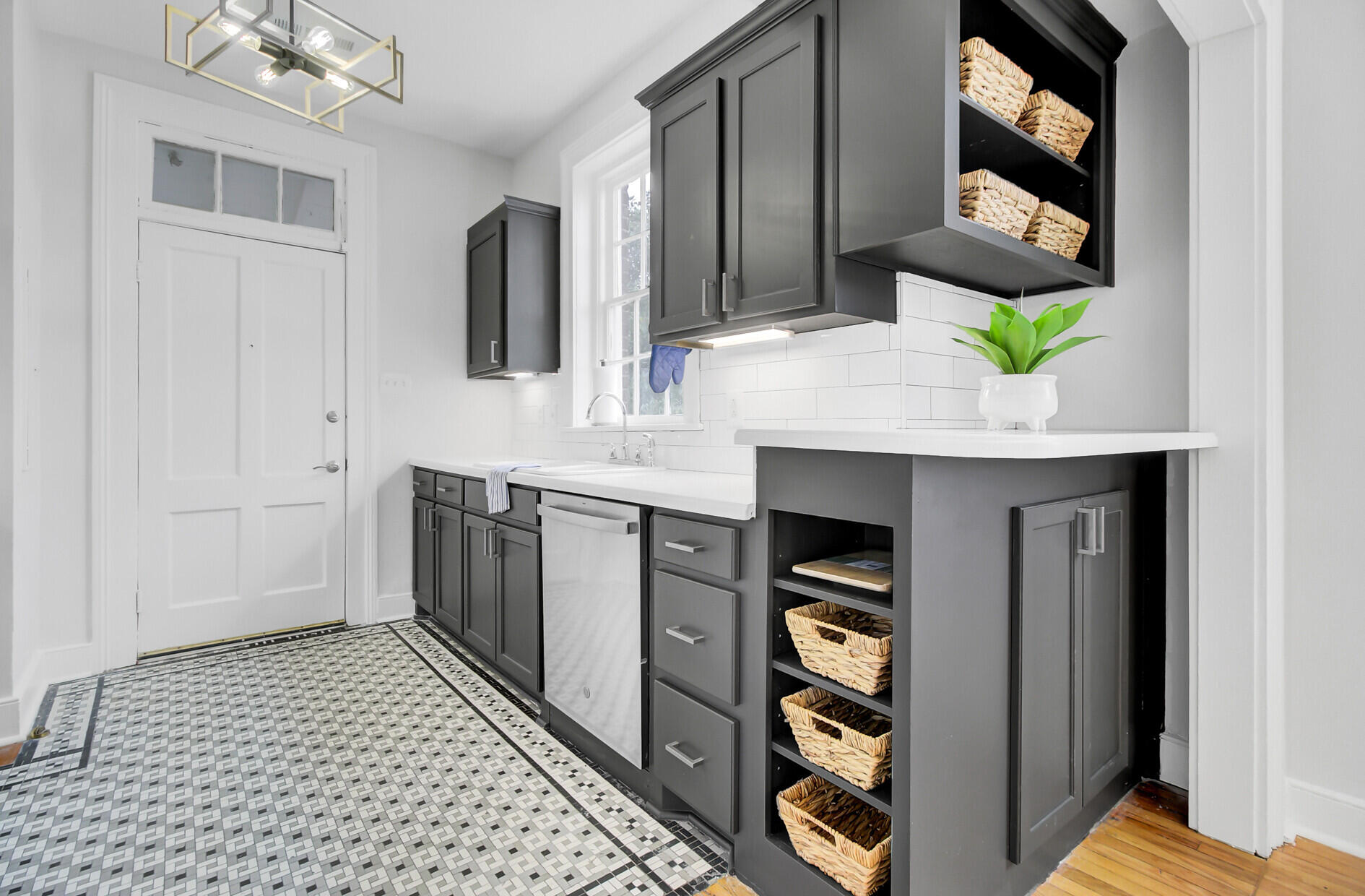 210 Calhoun Street # C Unit: 210-C