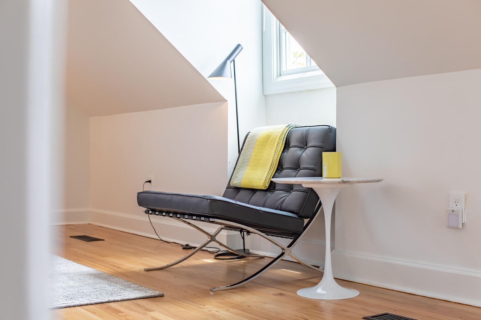 21 1/2 Pitt Street