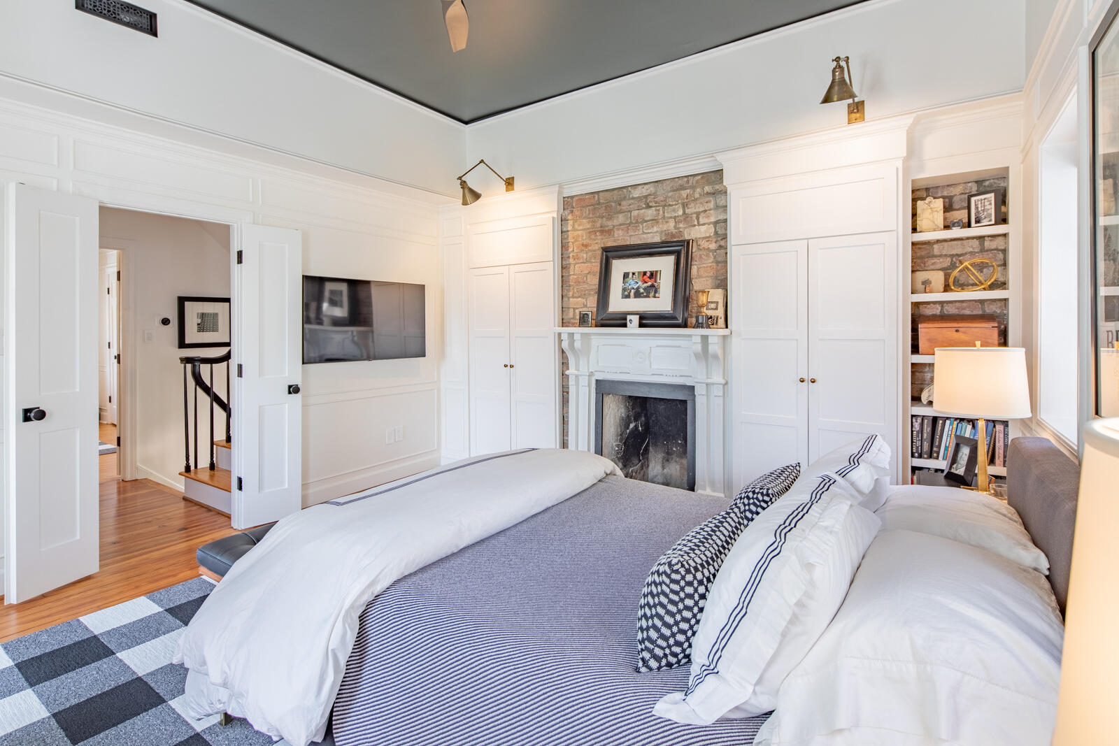 21 1/2 Pitt Street