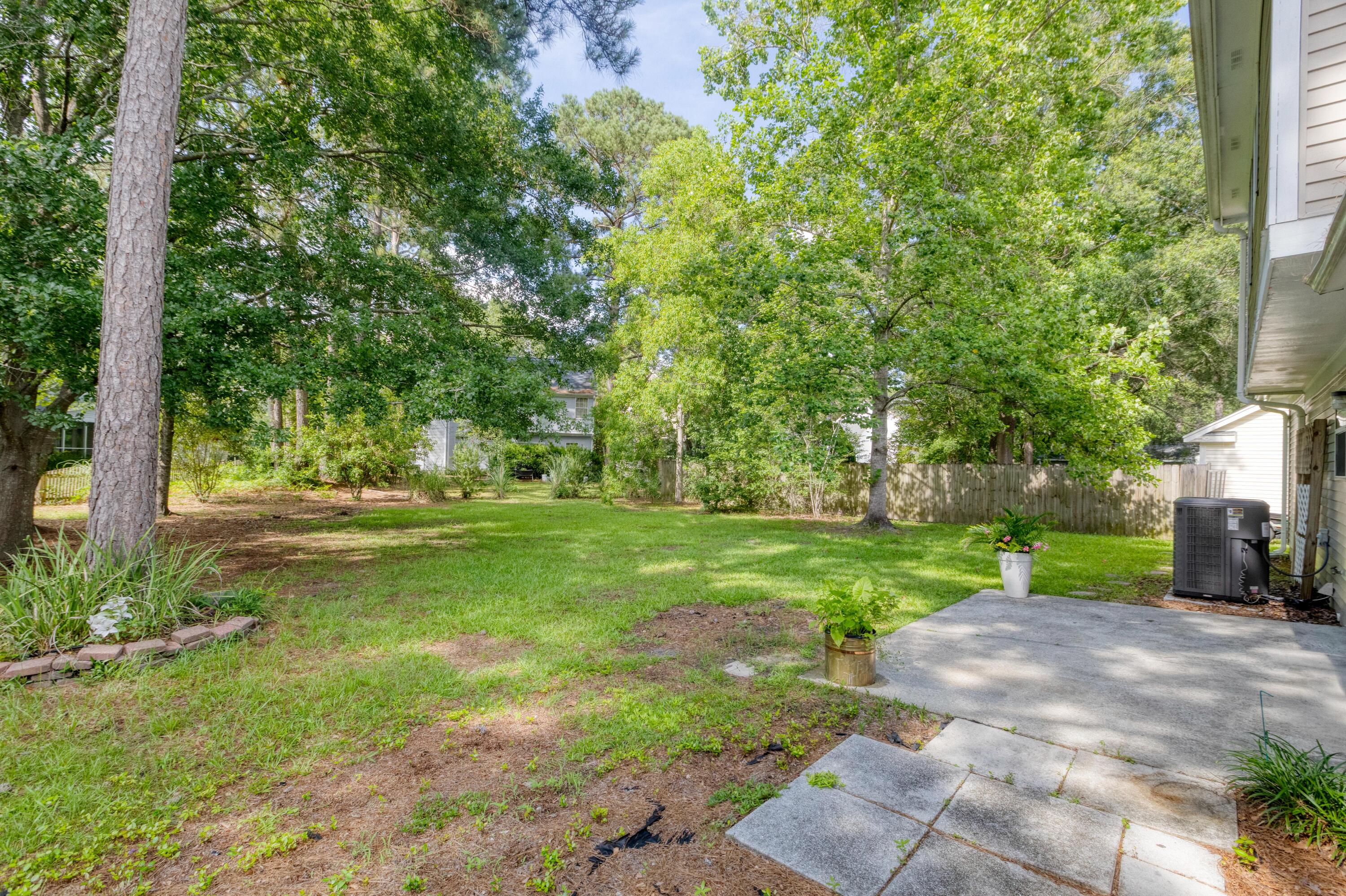 633 Alwyn Boulevard