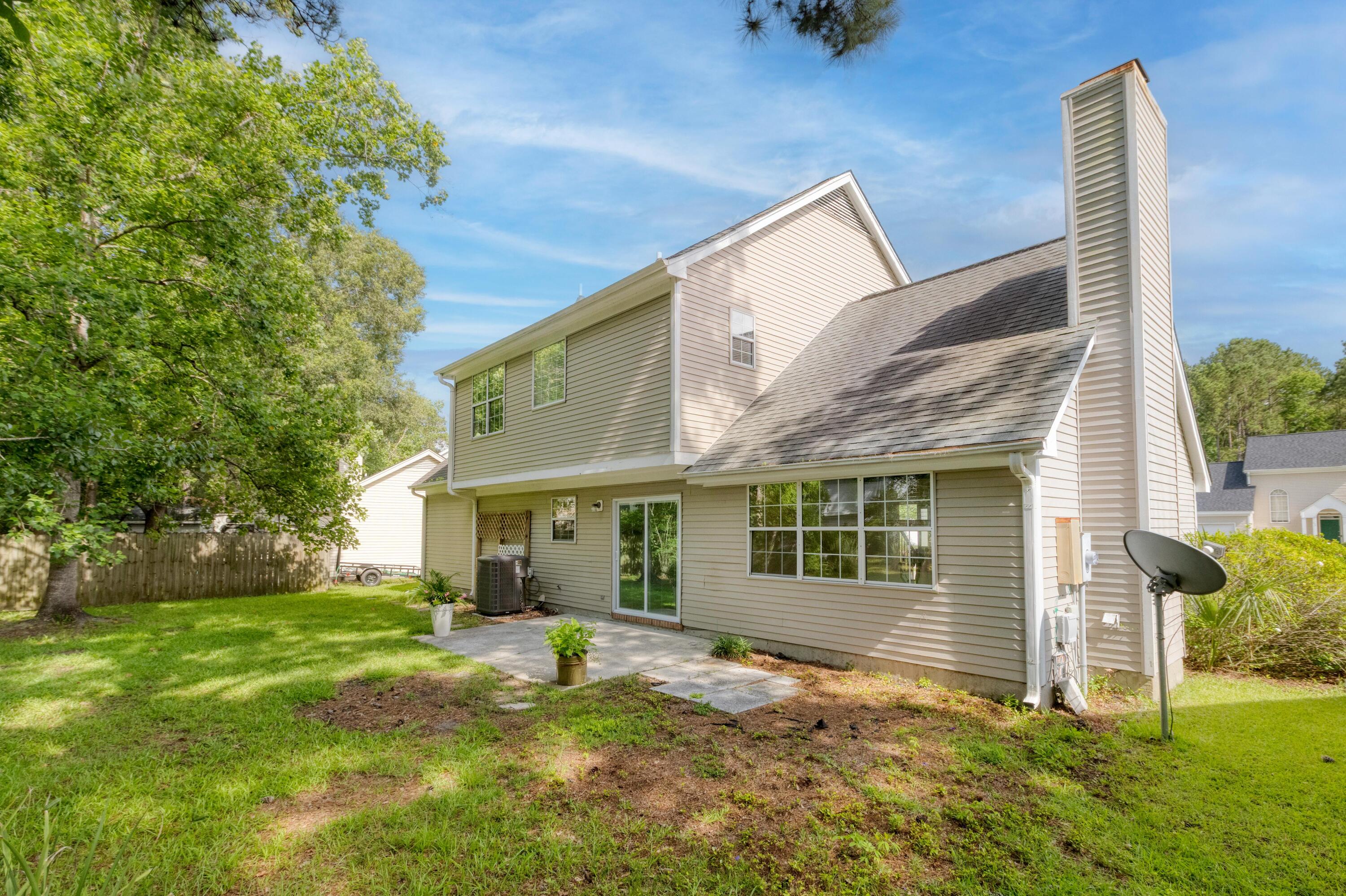 633 Alwyn Boulevard