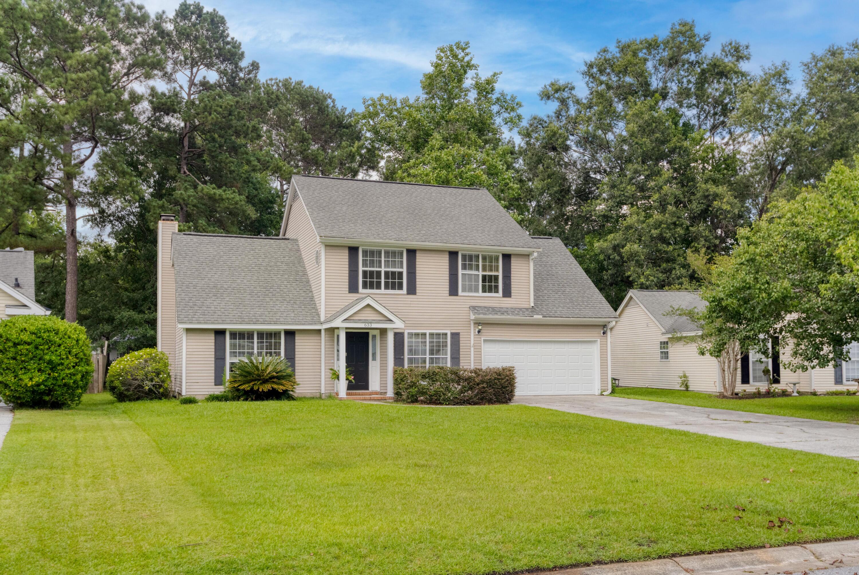 633 Alwyn Boulevard