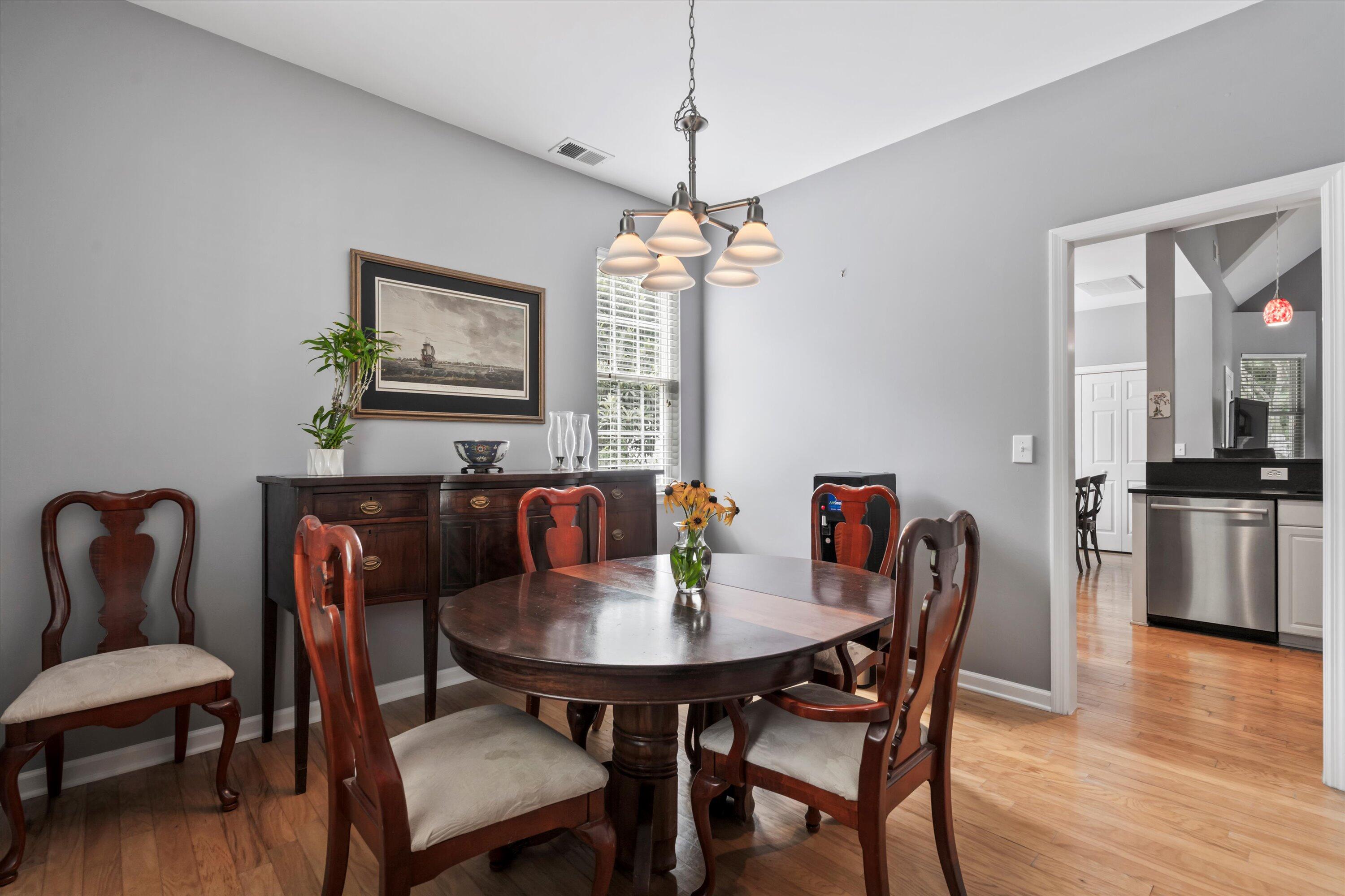 1431 Whispering Oak Trail