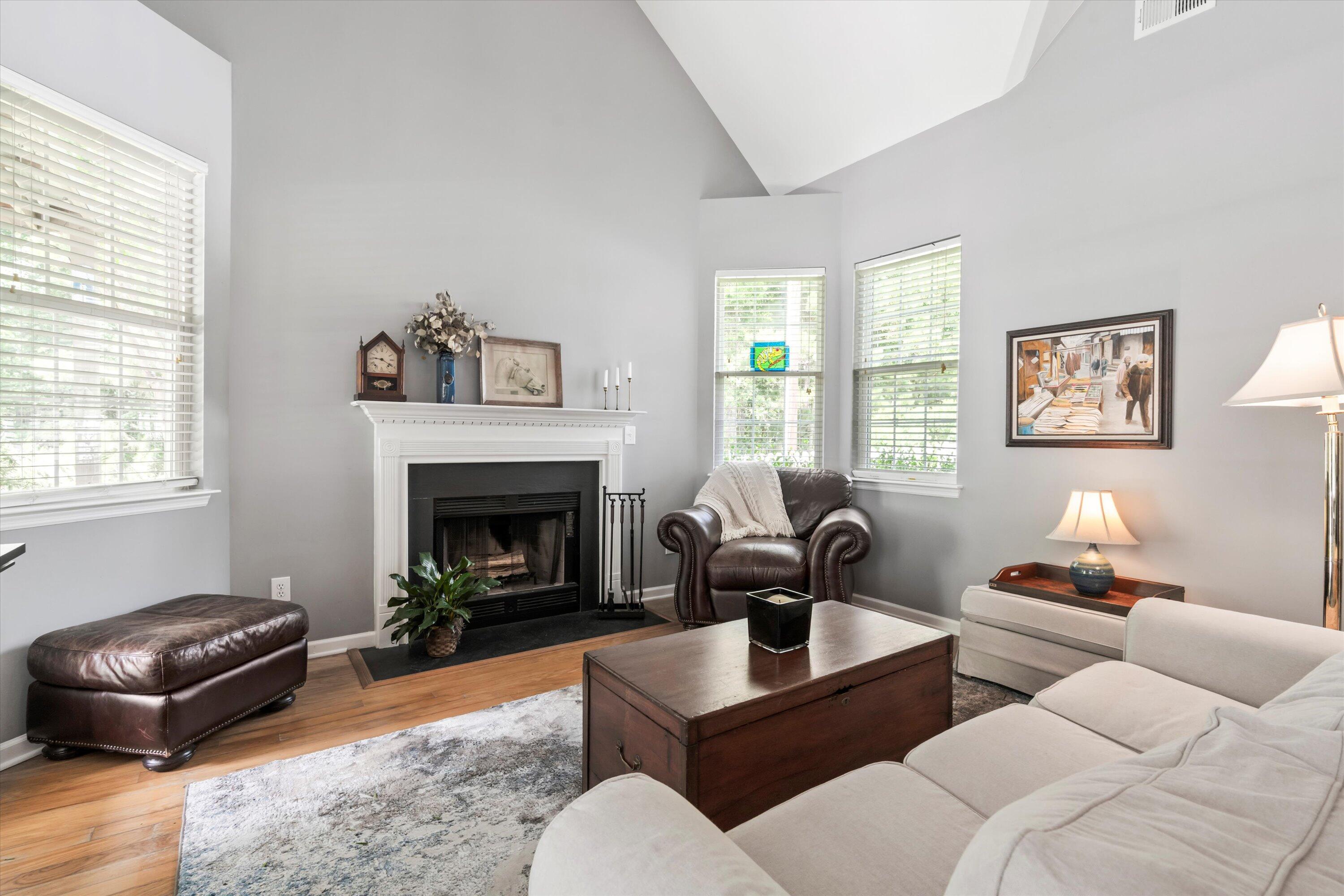 1431 Whispering Oak Trail