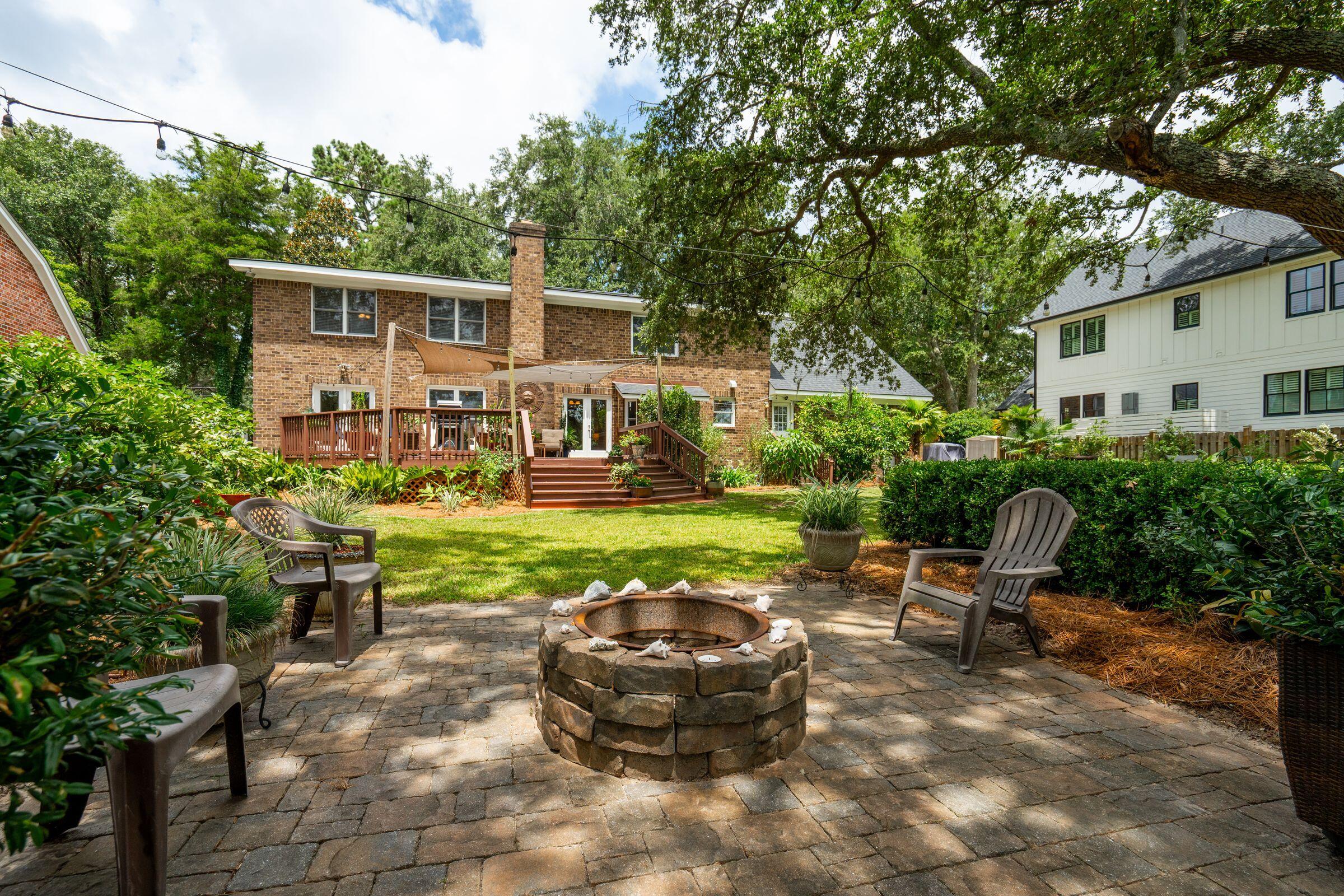 1632 N Relyea Avenue