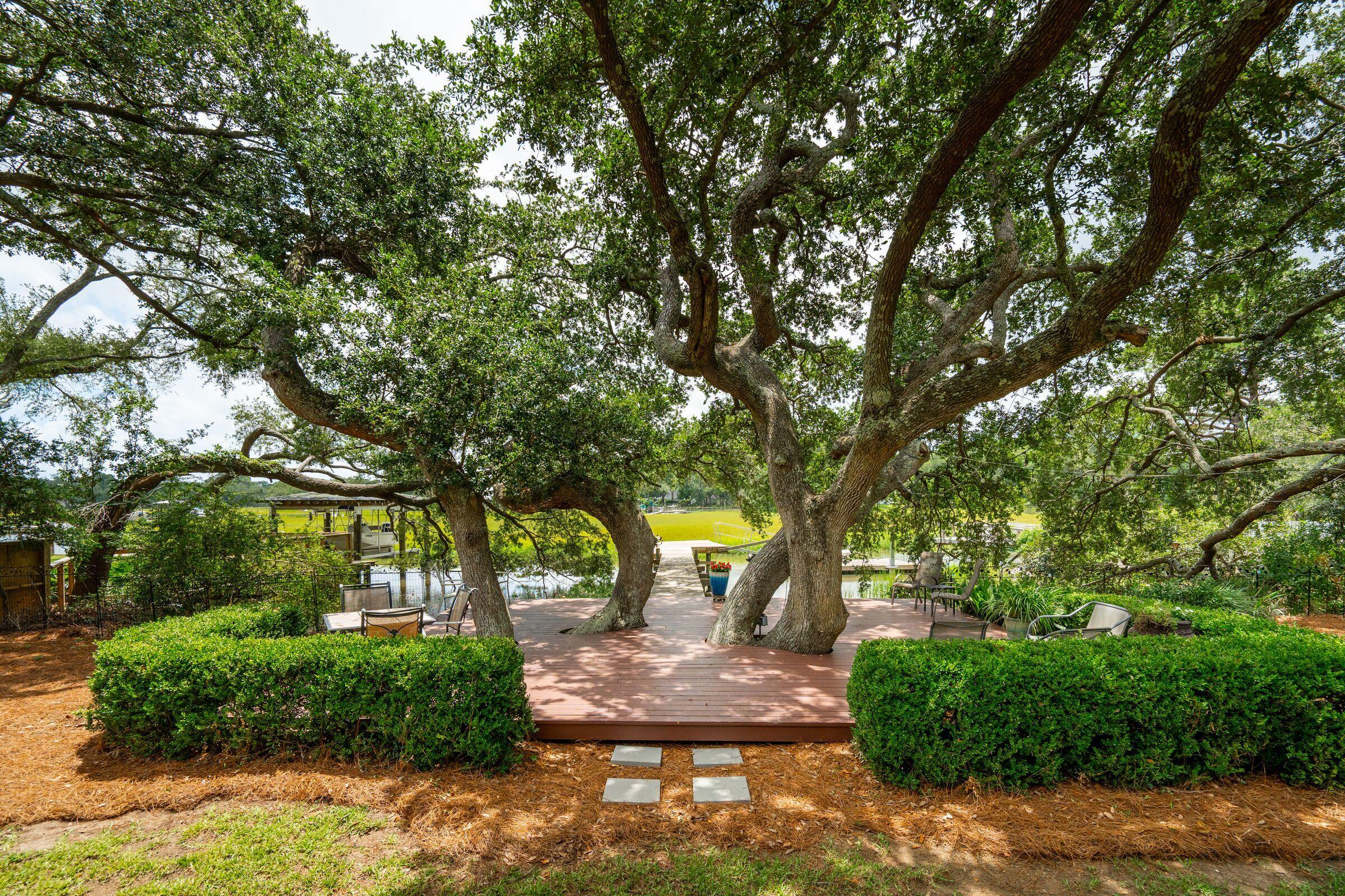 1632 N Relyea Avenue