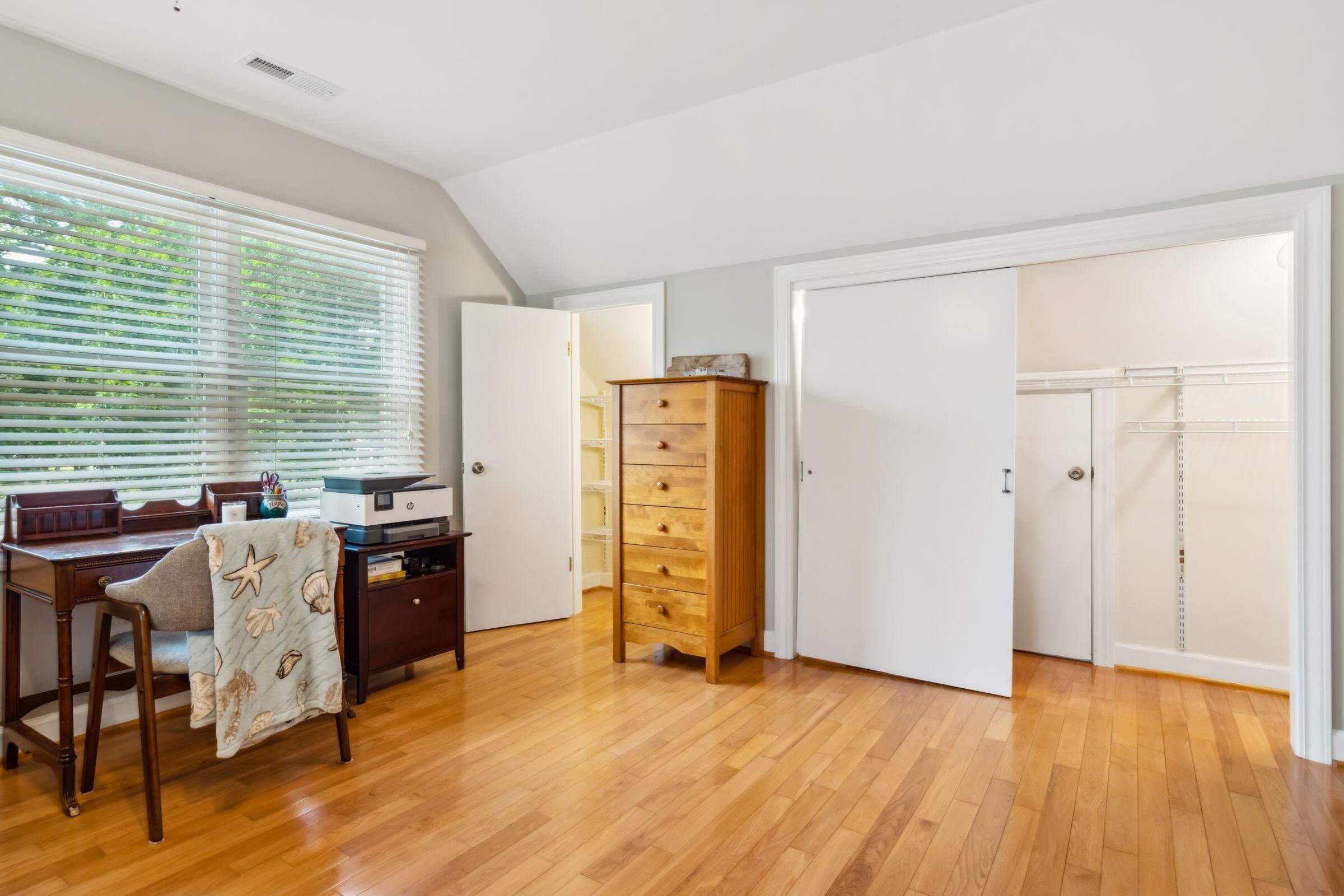 1632 N Relyea Avenue