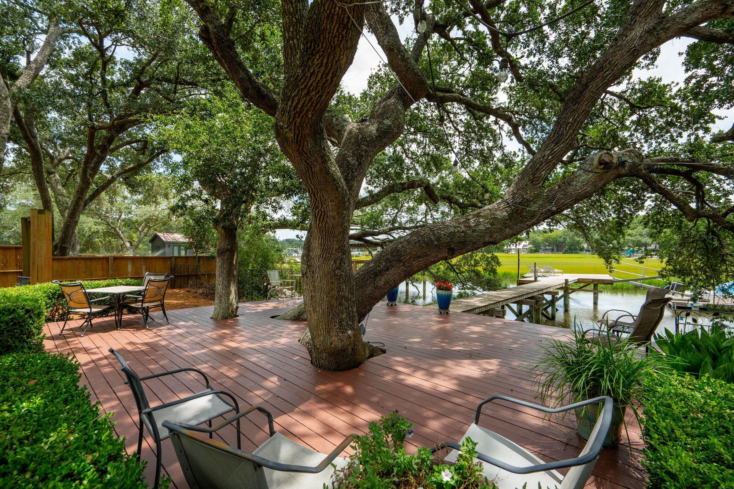 1632 N Relyea Avenue