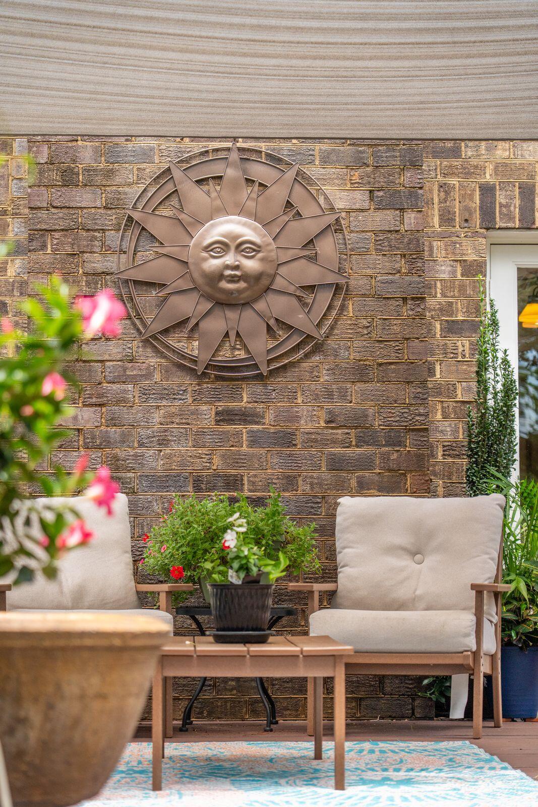 1632 N Relyea Avenue