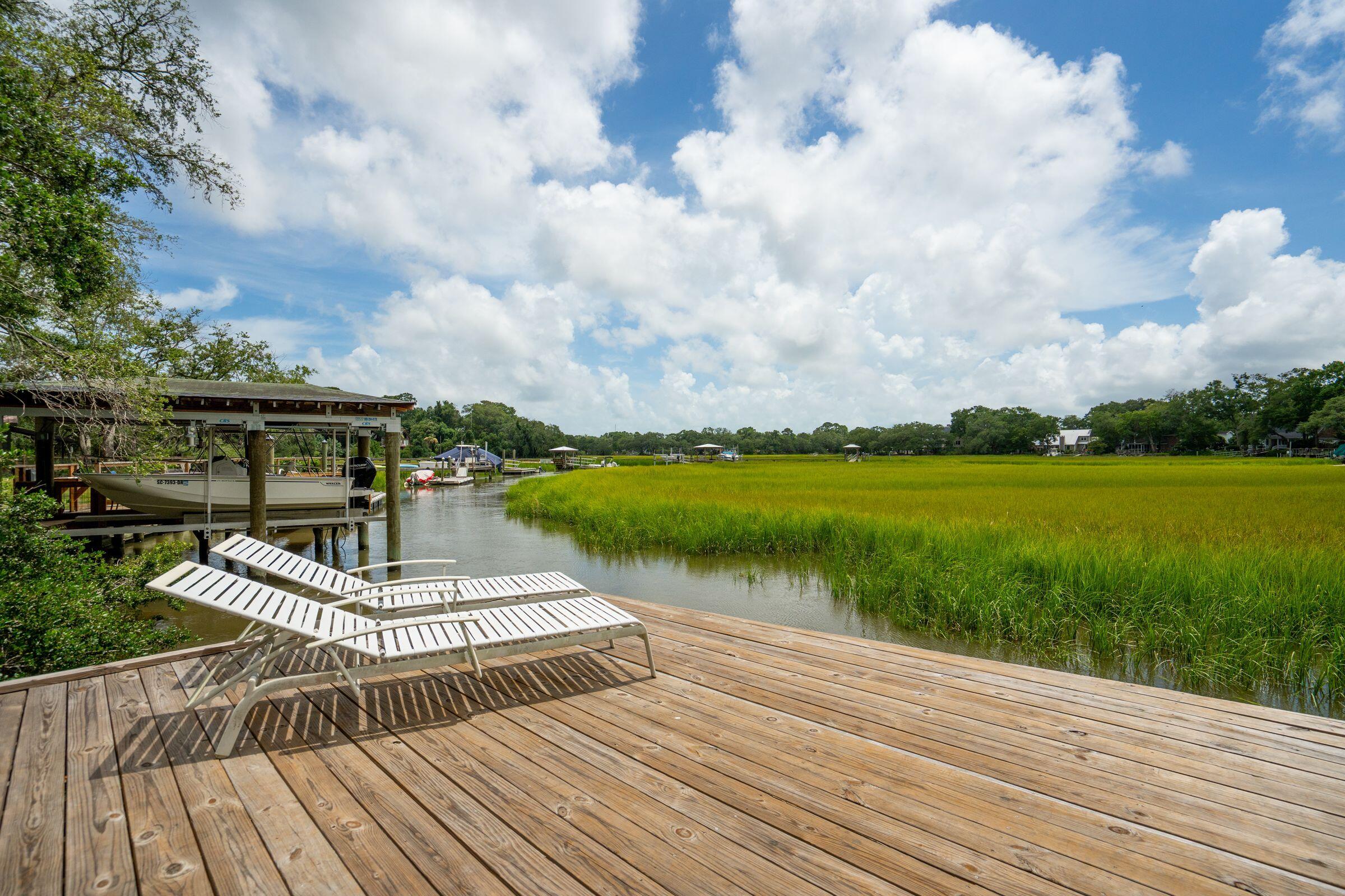 1632 N Relyea Avenue