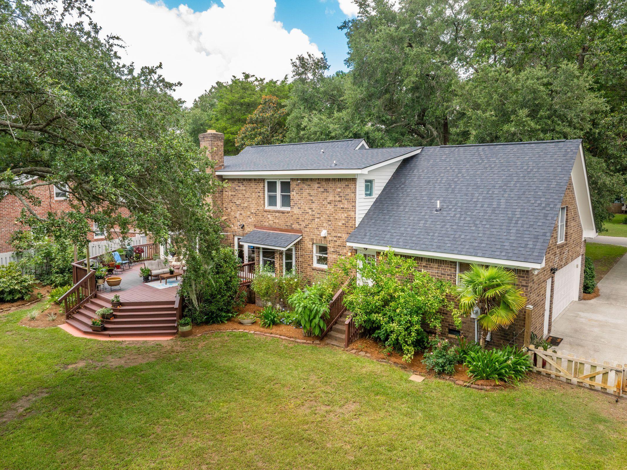 1632 N Relyea Avenue