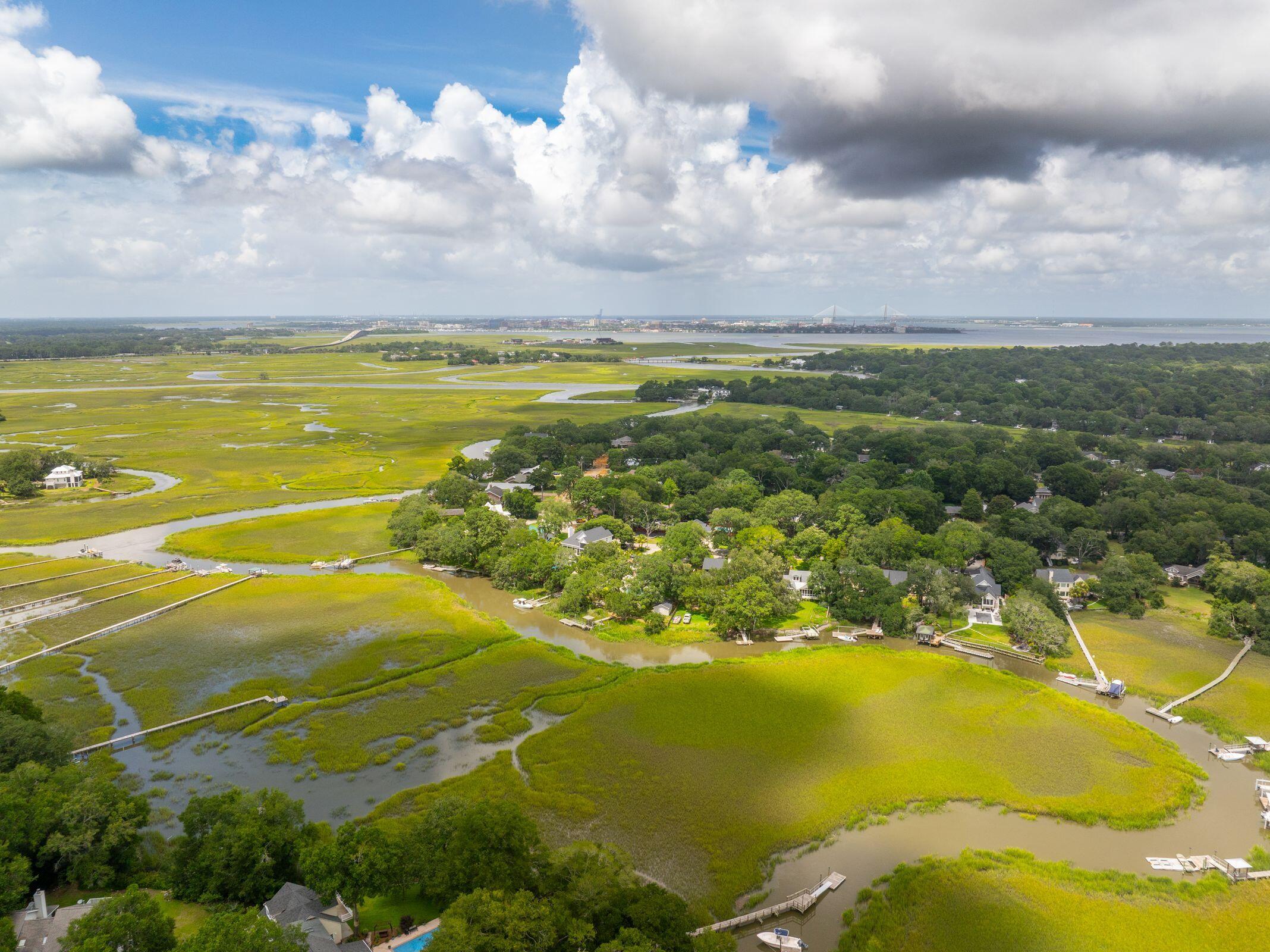 1632 N Relyea Avenue