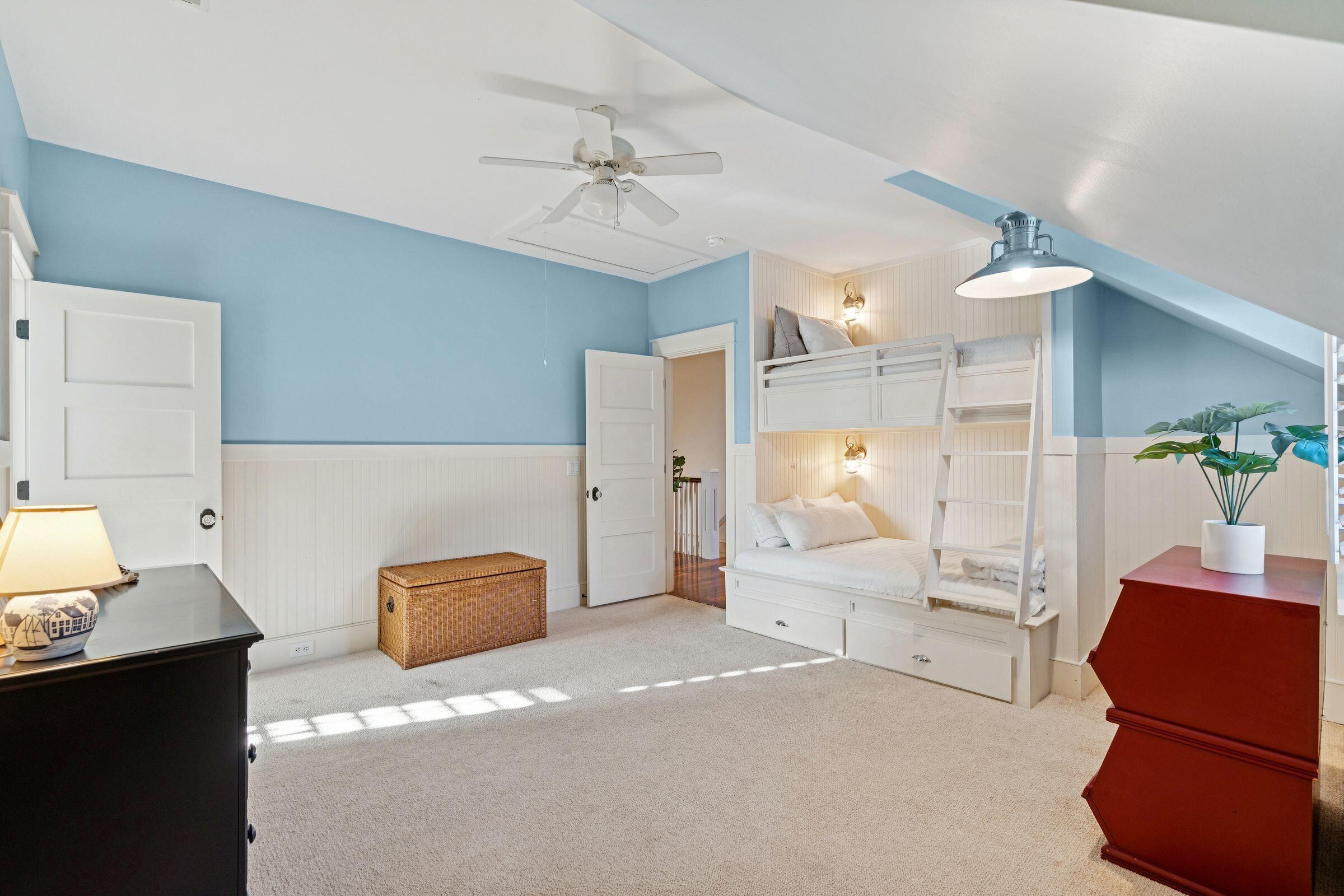 346 Bayview Drive