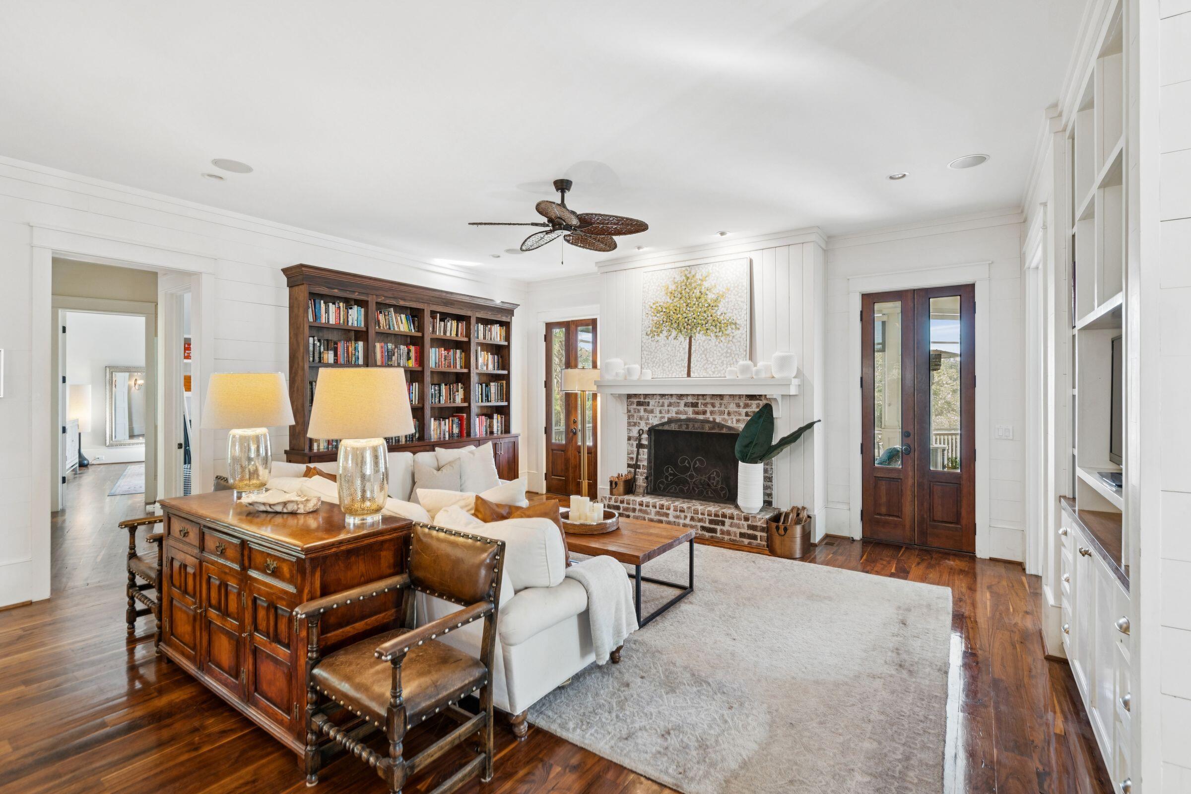 346 Bayview Drive