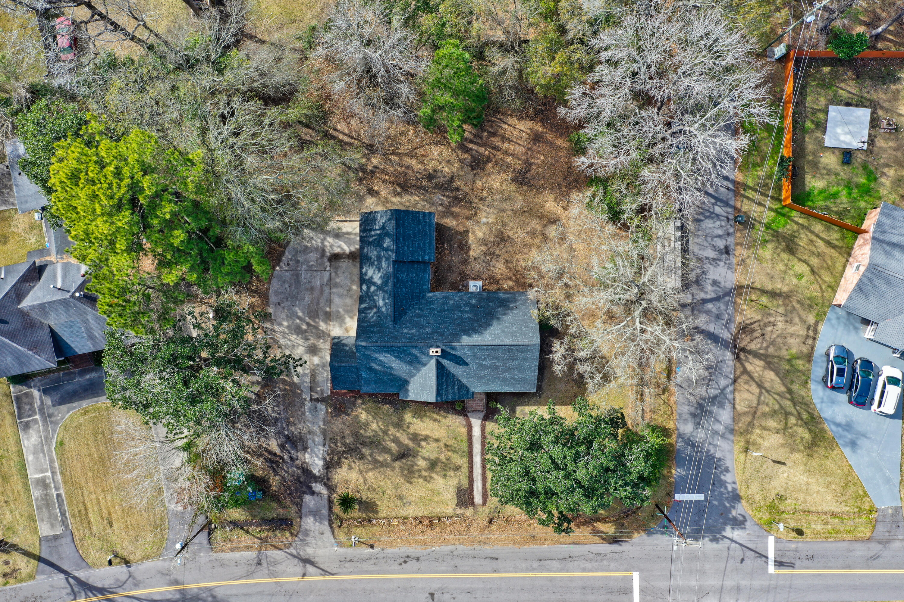 663 Wantoot Boulevard