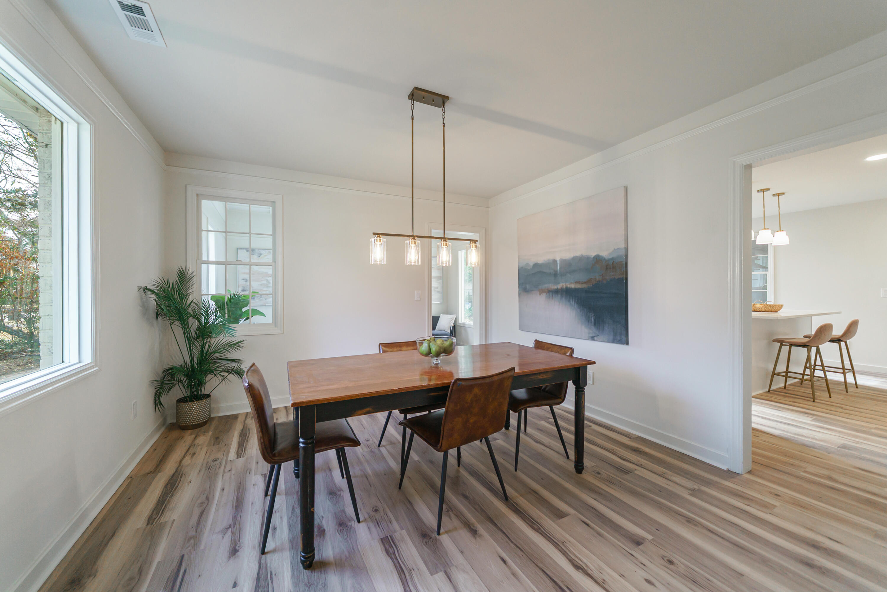 663 Wantoot Boulevard