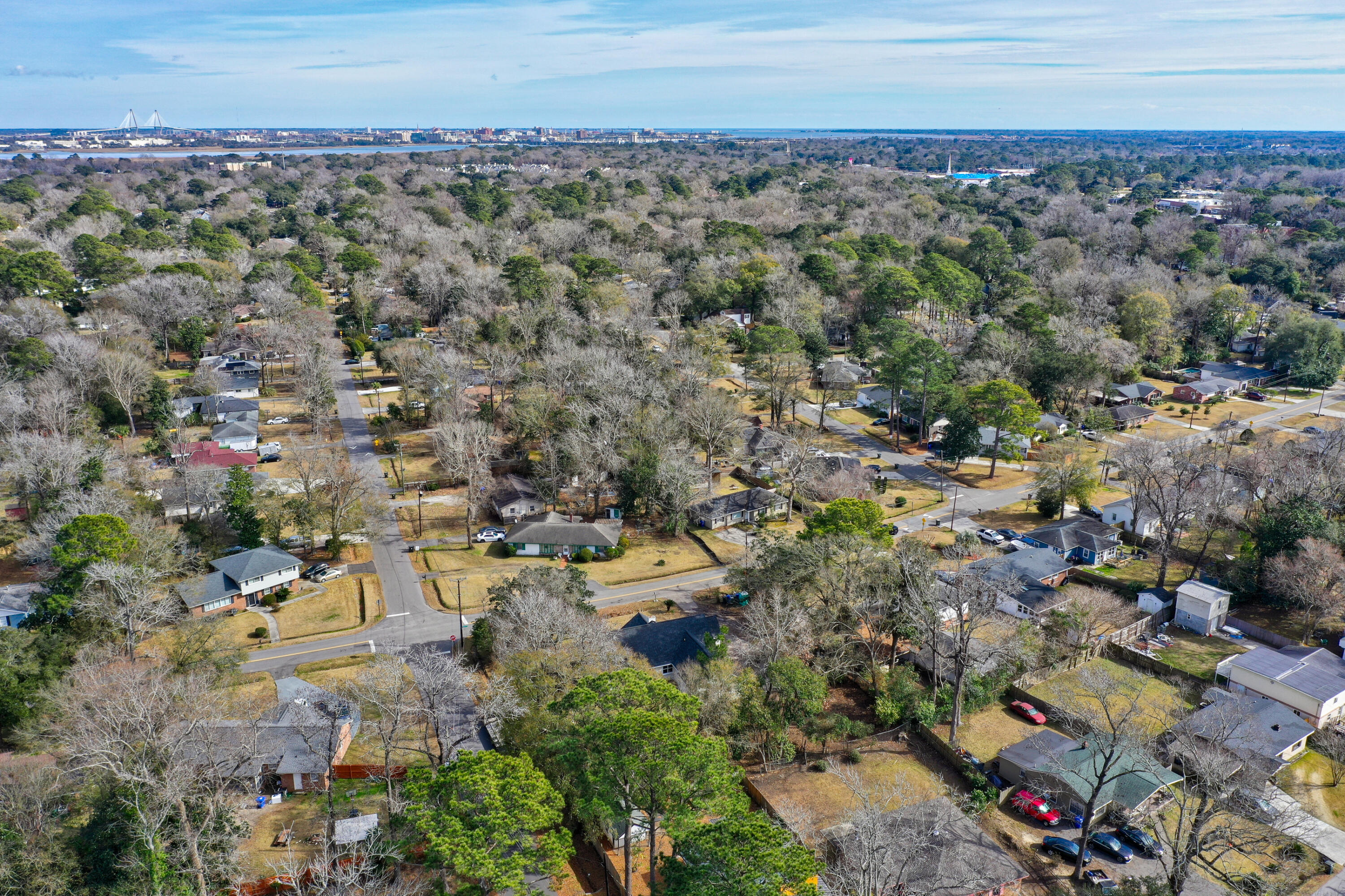 663 Wantoot Boulevard